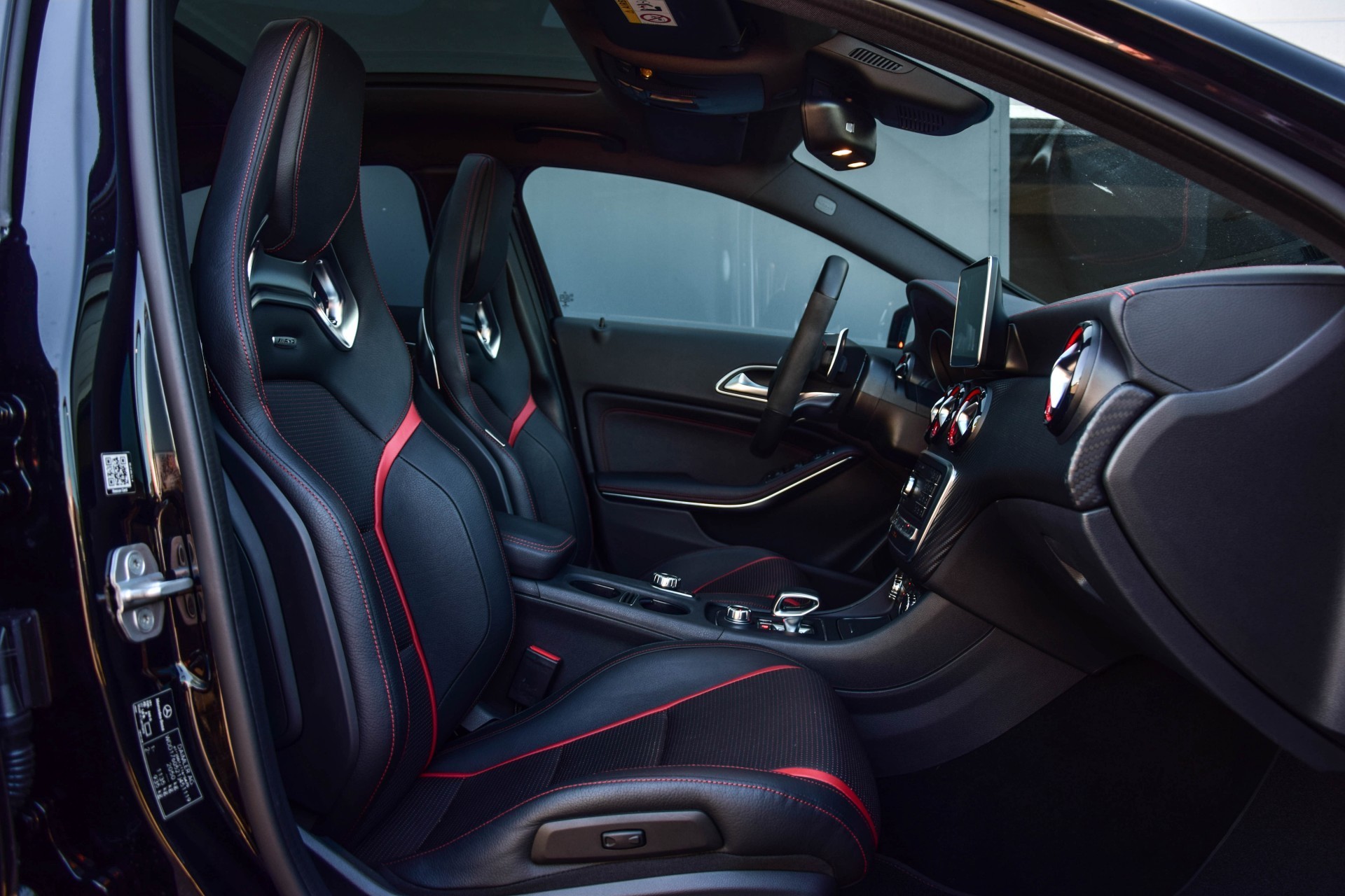 Mercedes-Benz A-Klasse 45 AMG 4MATIC Performance/Aerodynamica/Exclusive/Night Aut7 Foto 3