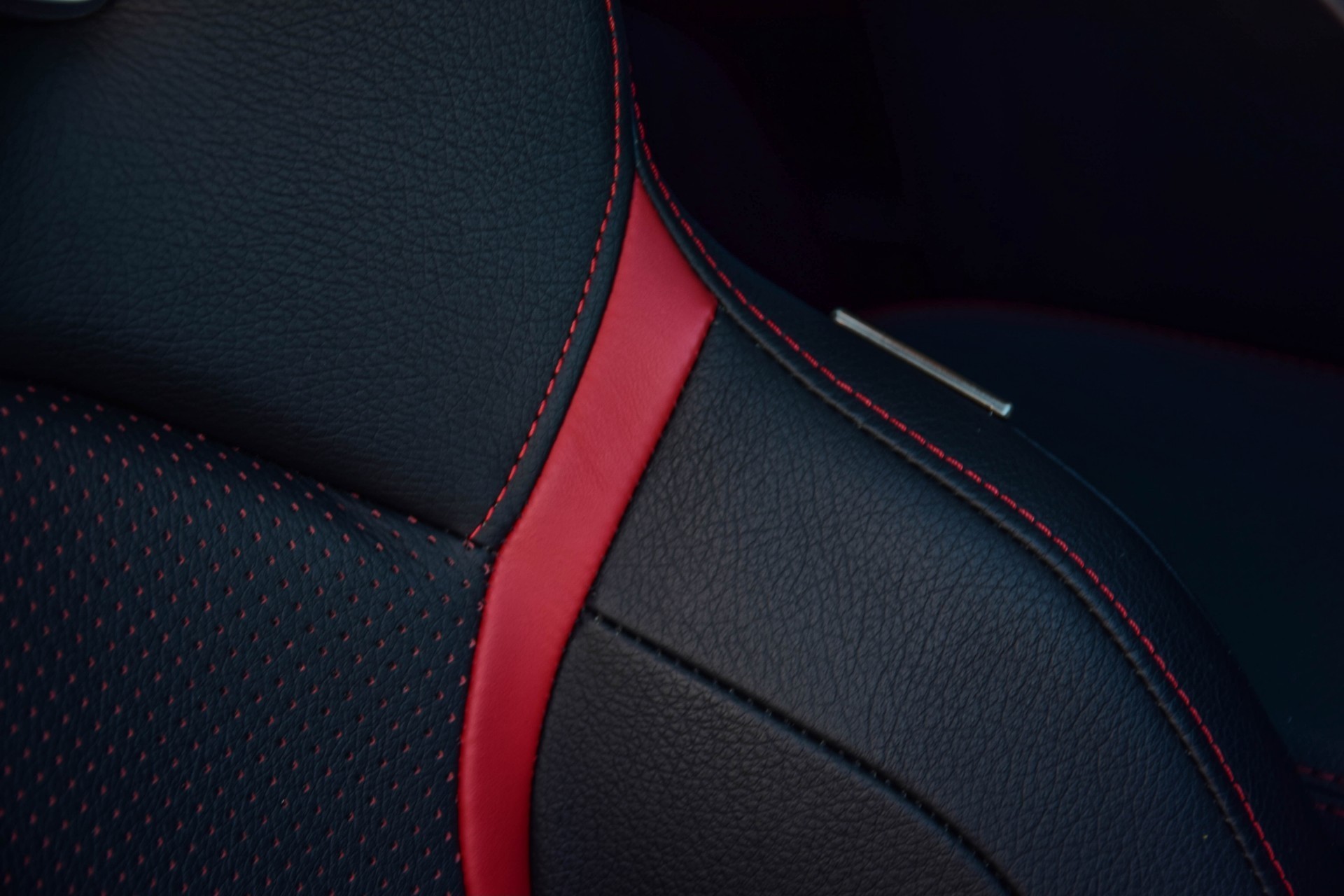 Mercedes-Benz A-Klasse 45 AMG 4MATIC Performance/Aerodynamica/Exclusive/Night Aut7 Foto 8