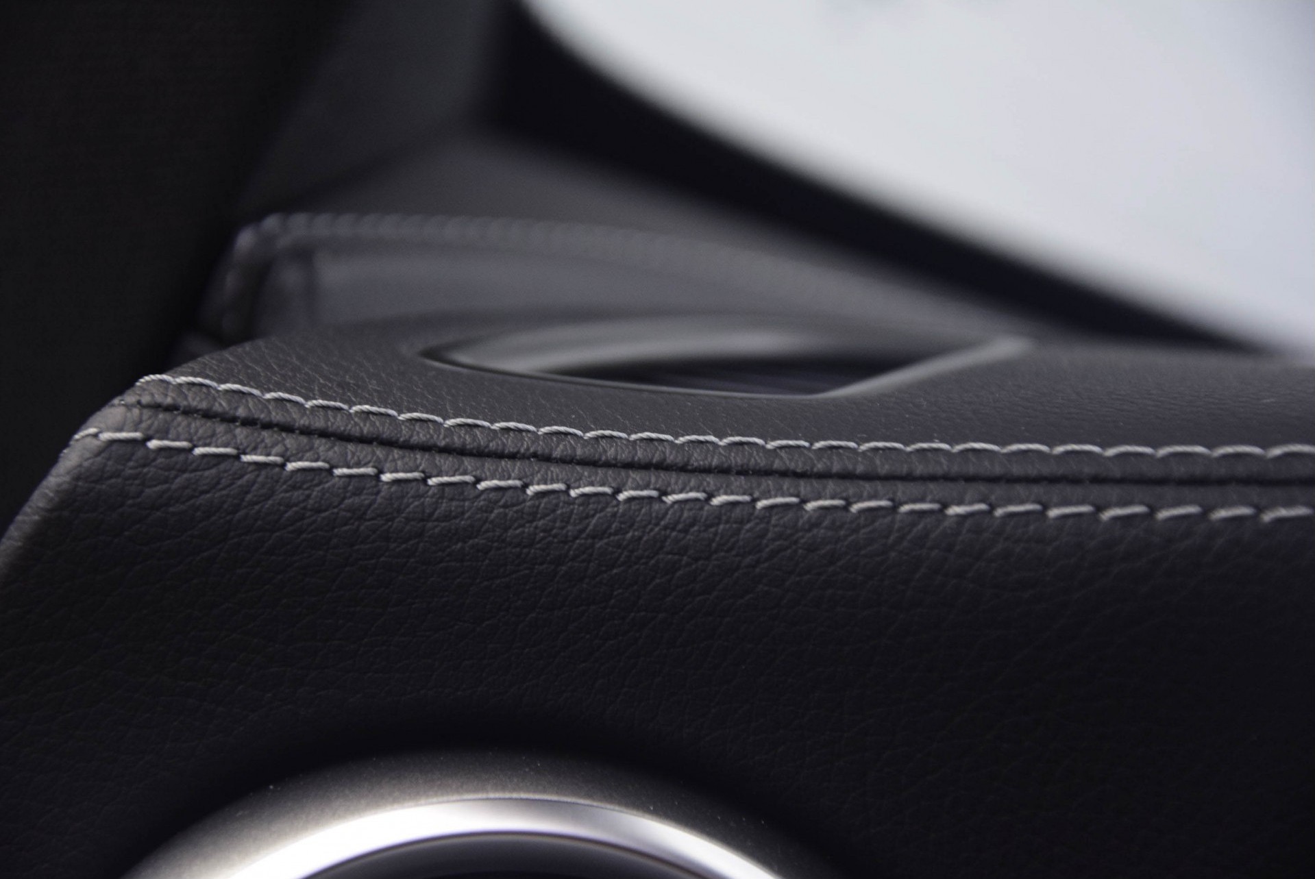 Mercedes-Benz C-Klasse Coupé 300 AMG Distronic/Panorama/TV/Burmester/Com Aut7 Foto 14