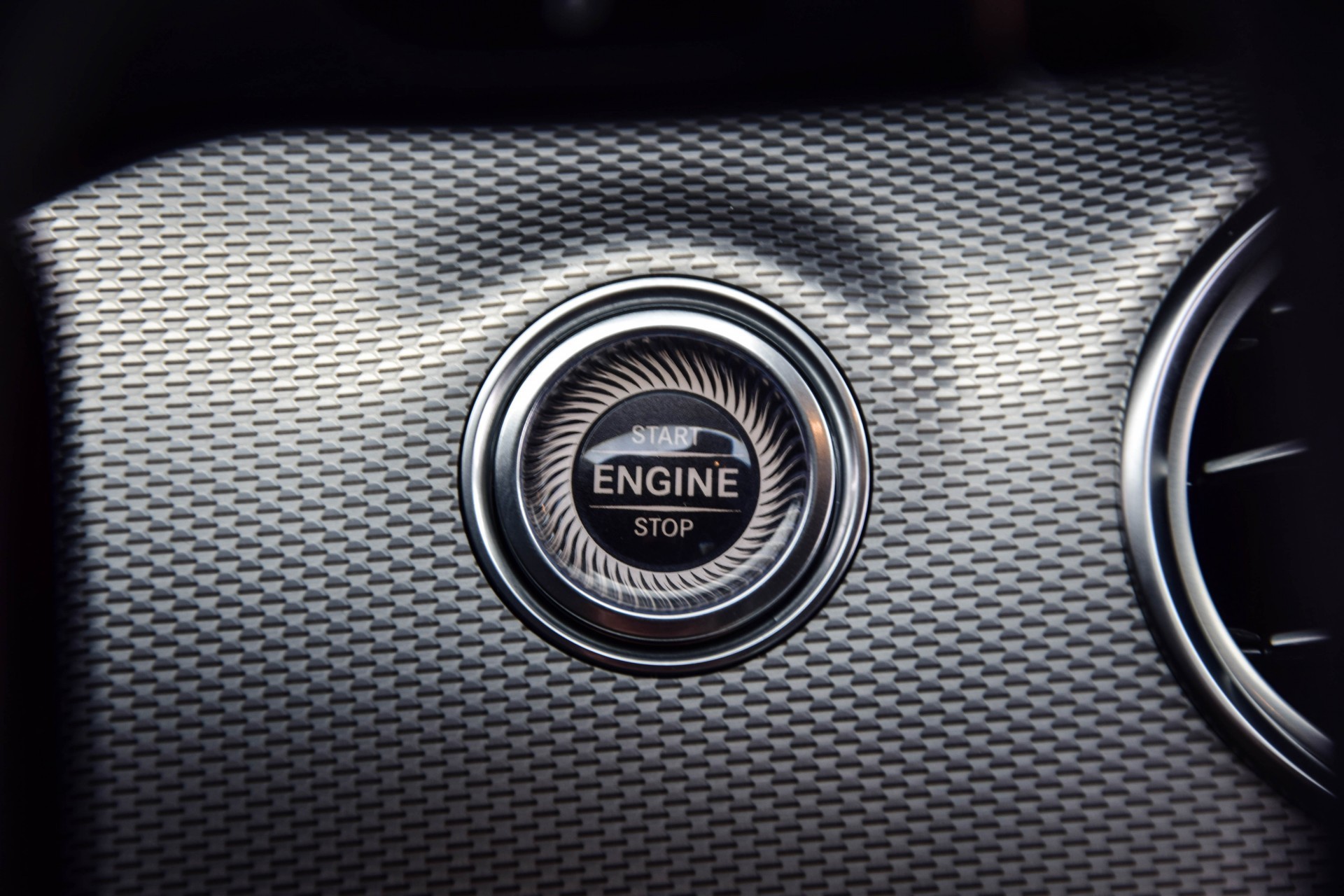 Mercedes-Benz E-Klasse 200 Avantgarde Widescreen/Com/Multibeam Aut9 Foto 16