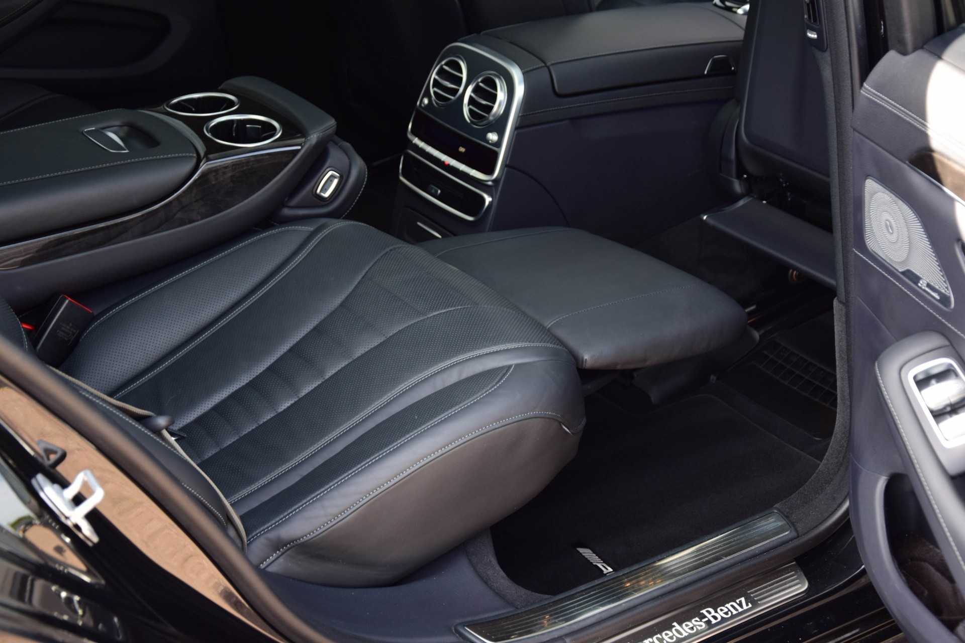 Mercedes-Benz S-Klasse 350 d Lang AMG First Class/Distronic/Entertainment/Nappa/Panorama/Burmester Aut9 Foto 5