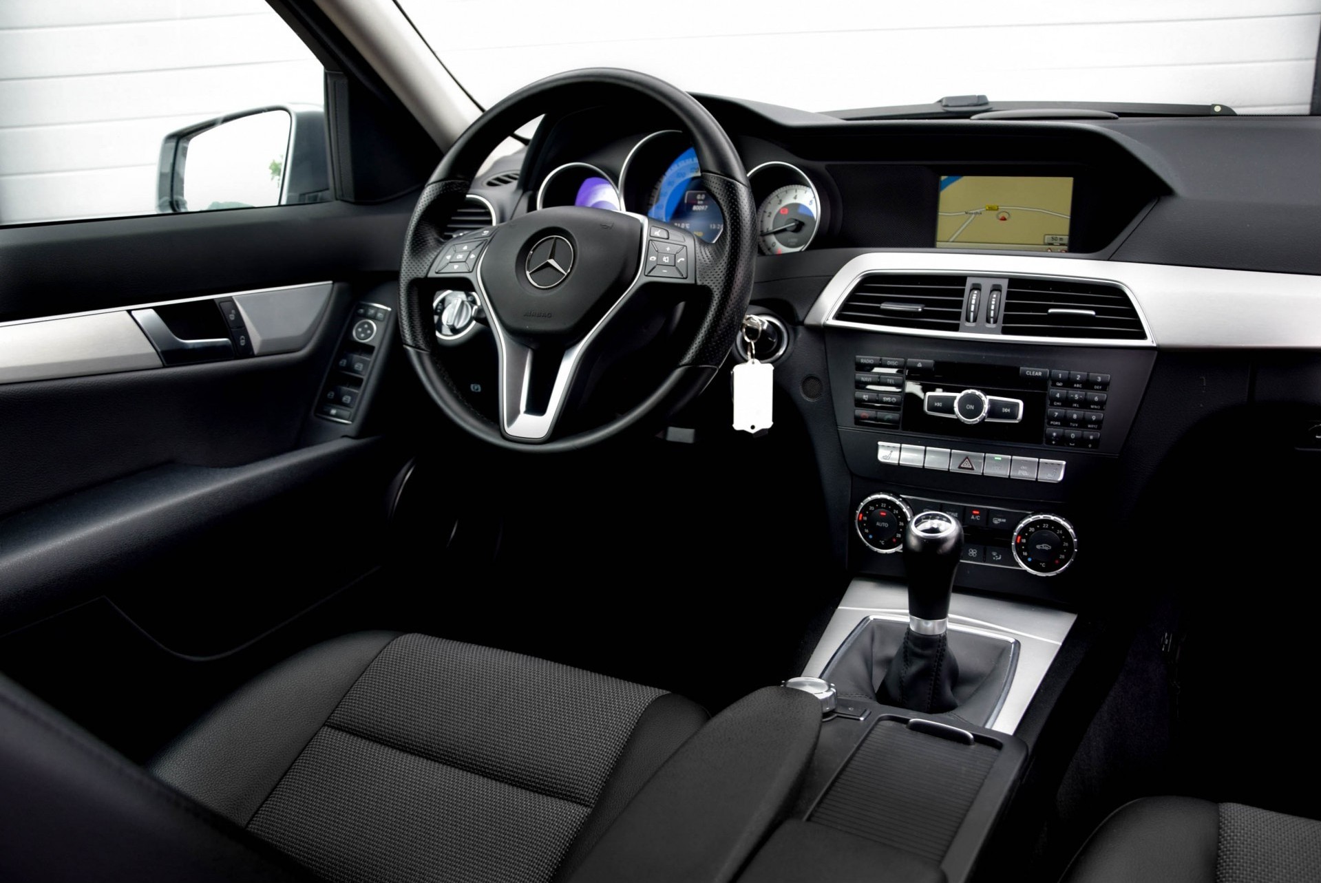 Mercedes-Benz C-Klasse Estate 180 Avantgarde Ambition Nav/Trekhaak/Stoelverwarming Foto 6