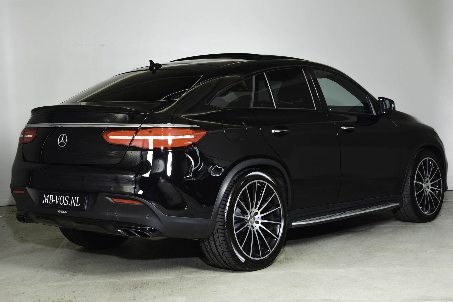 Mercedes-Benz GLE-Klasse Coupé 43 AMG 4-Matic B&O/Distronic/Standkachel/Mem/360/HUD Aut9 Foto 2