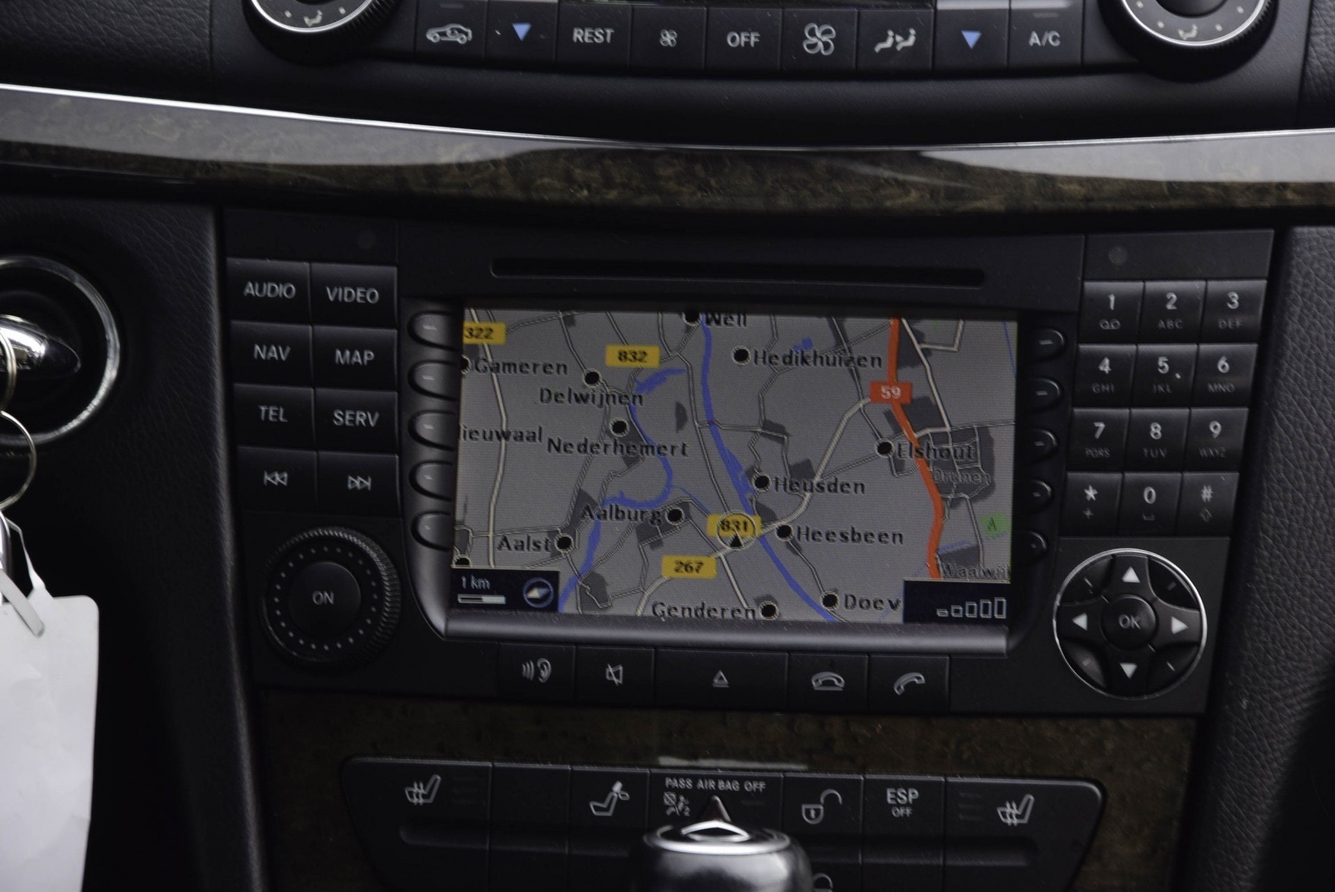 Mercedes-Benz E-Klasse 320 Cdi Avantgarde Sport Luchtvering Panorama AMG Aut7 Foto 9
