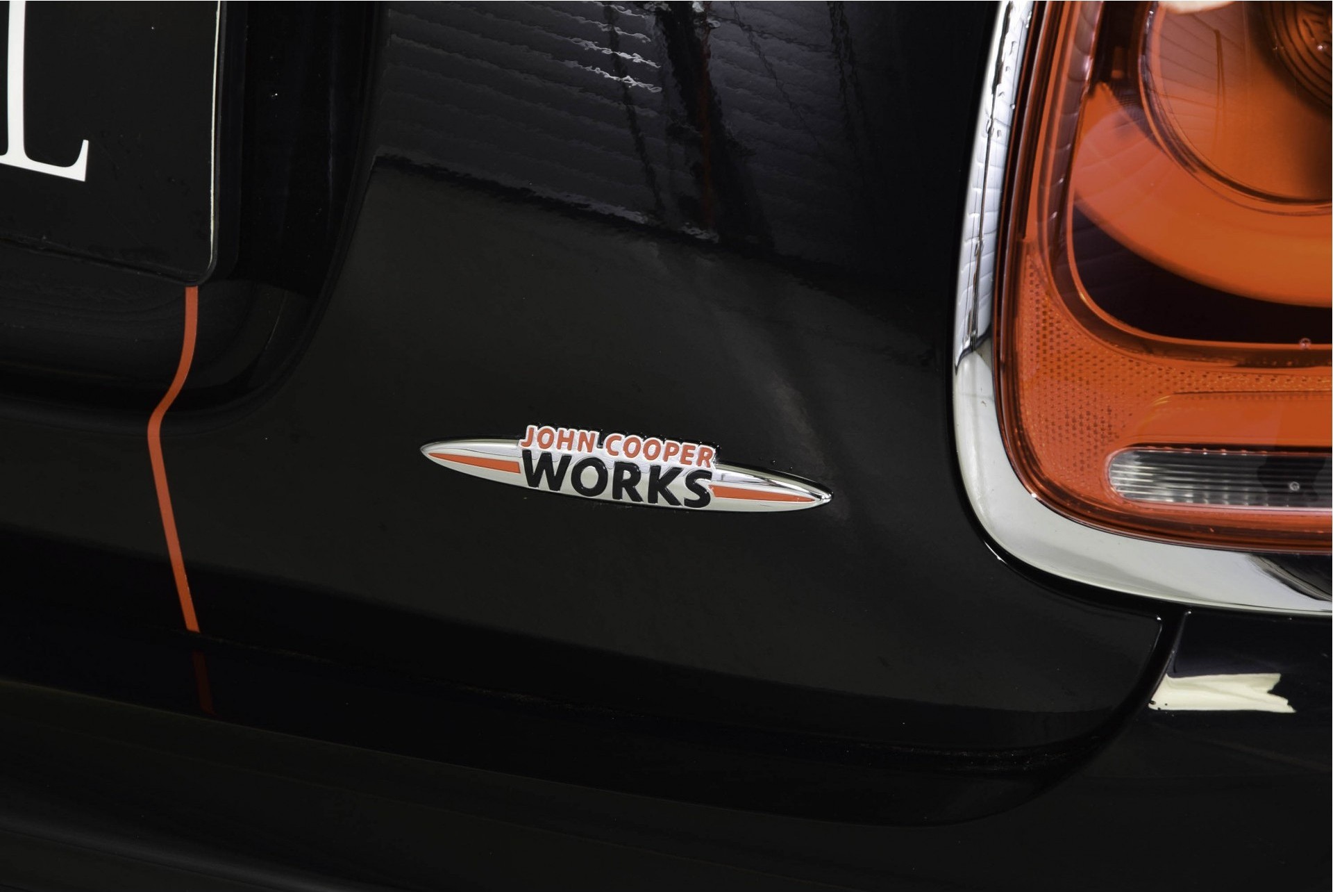 MINI Cabrio 2.0 JOHN COOPER WORKS CHILI 232PK HUD/Nav/Cam Aut6 Foto 36