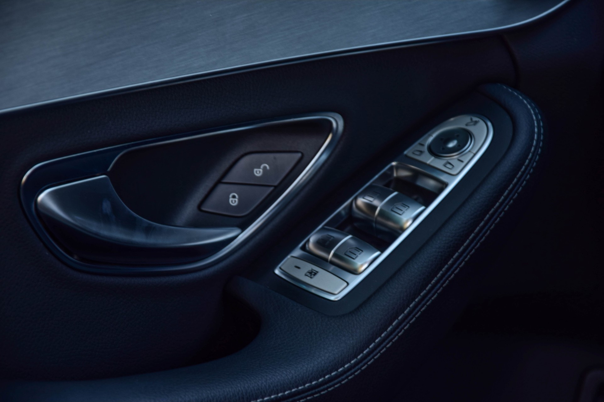 Mercedes-Benz C-Klasse 220d Avantgarde ILS/Dak/Nav/Touchpad Aut7 Foto 9