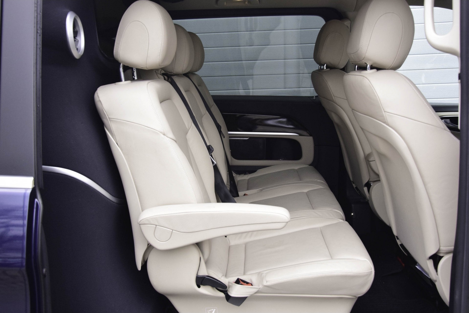 Mercedes-Benz V-Klasse 250 Bluetec Lang DC Avantgarde Edition Aut7 Foto 4