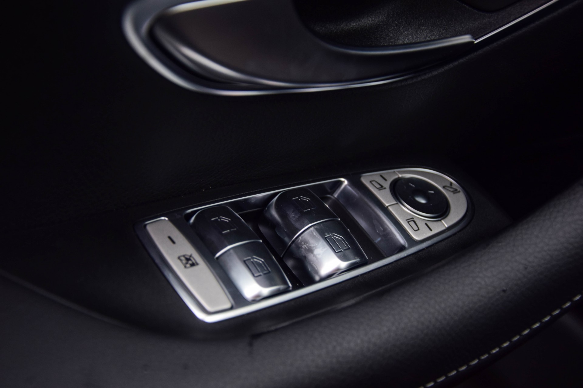 Mercedes-Benz E-Klasse 200 Nieuw! Avantgarde Massage/HUD/Mem/360/Wide/Multibeam Aut9 Foto 10