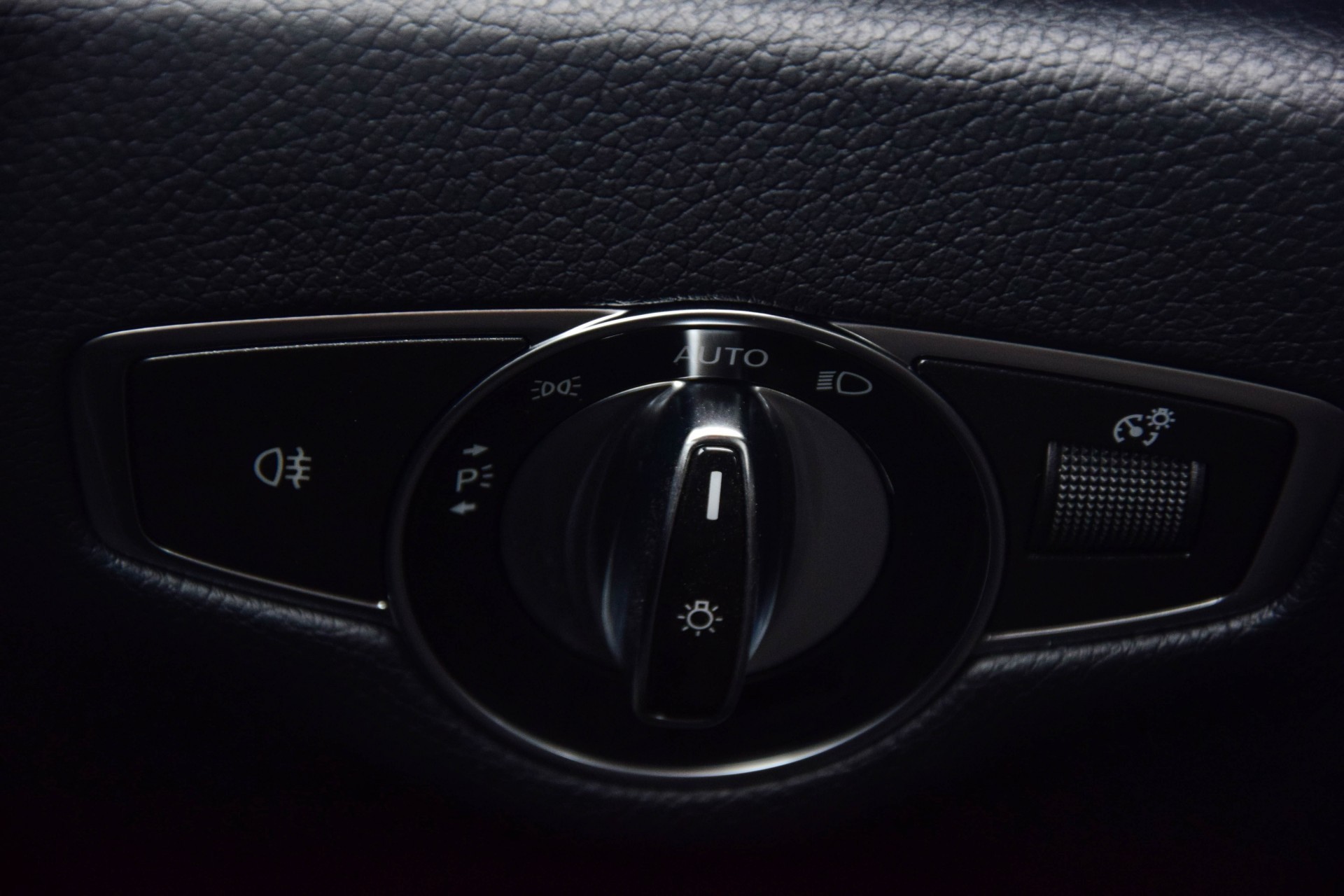 Mercedes-Benz E-Klasse 200 Nieuw! Avantgarde Massage/HUD/Mem/360/Wide/Multibeam Aut9 Foto 12