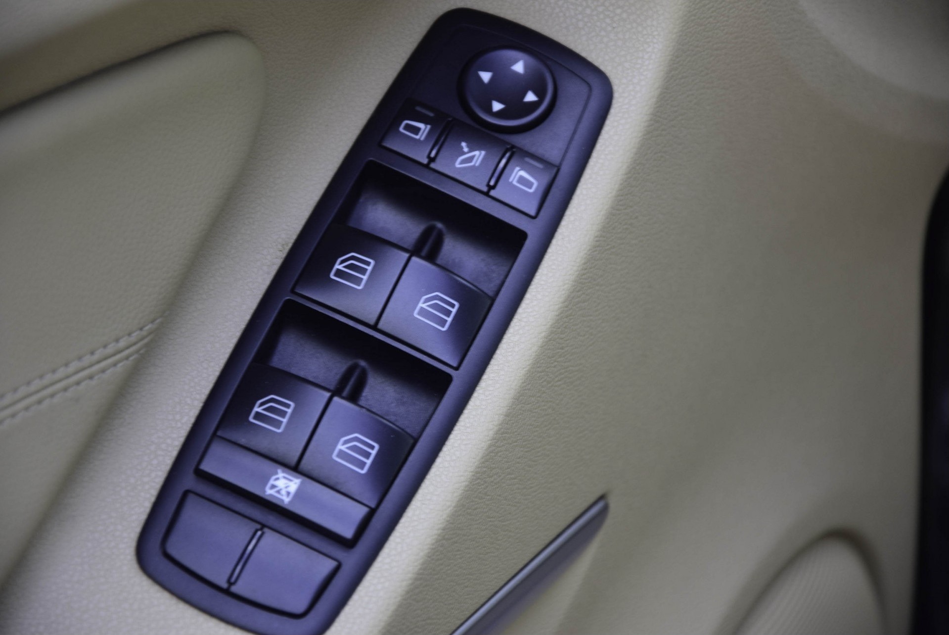 Mercedes-Benz M-Klasse 300 Cdi 4-M Dak/Entertainment/Trhk//Leer/20"Lm Aut7 Foto 13