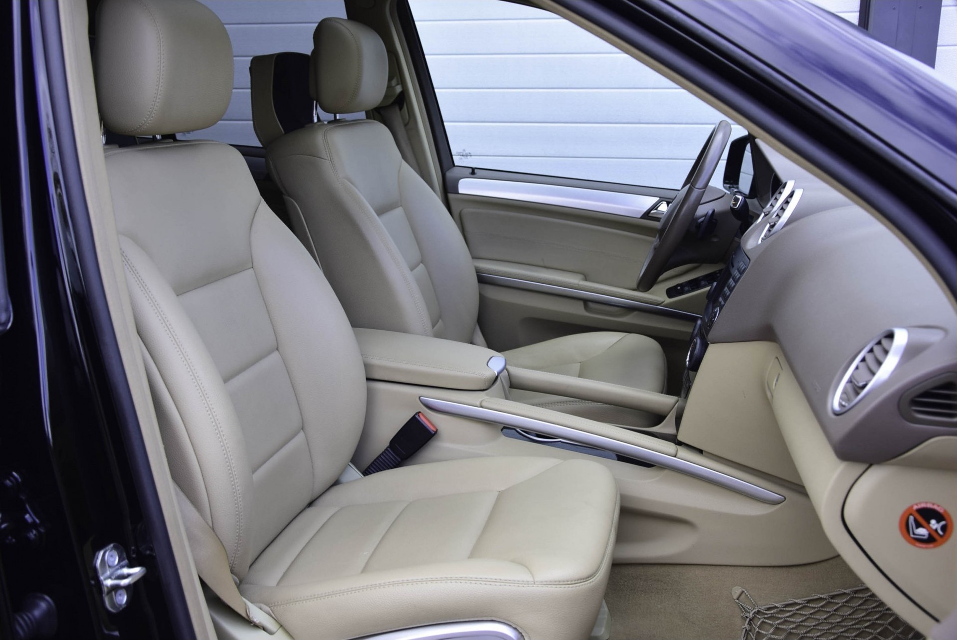 Mercedes-Benz M-Klasse 300 Cdi 4-M Dak/Entertainment/Trhk//Leer/20"Lm Aut7 Foto 3