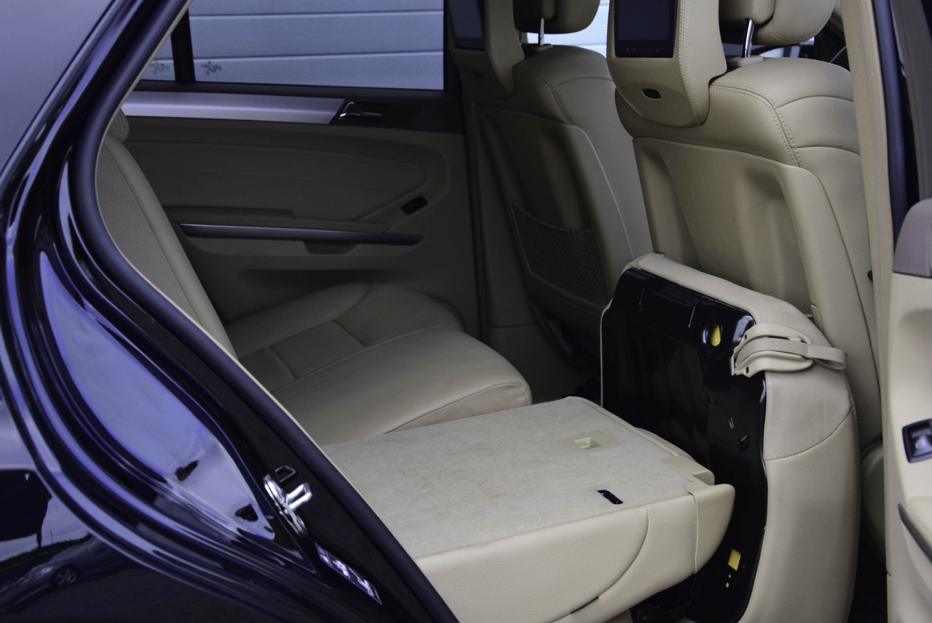 Mercedes-Benz M-Klasse 300 Cdi 4-M Dak/Entertainment/Trhk//Leer/20"Lm Aut7 Foto 5