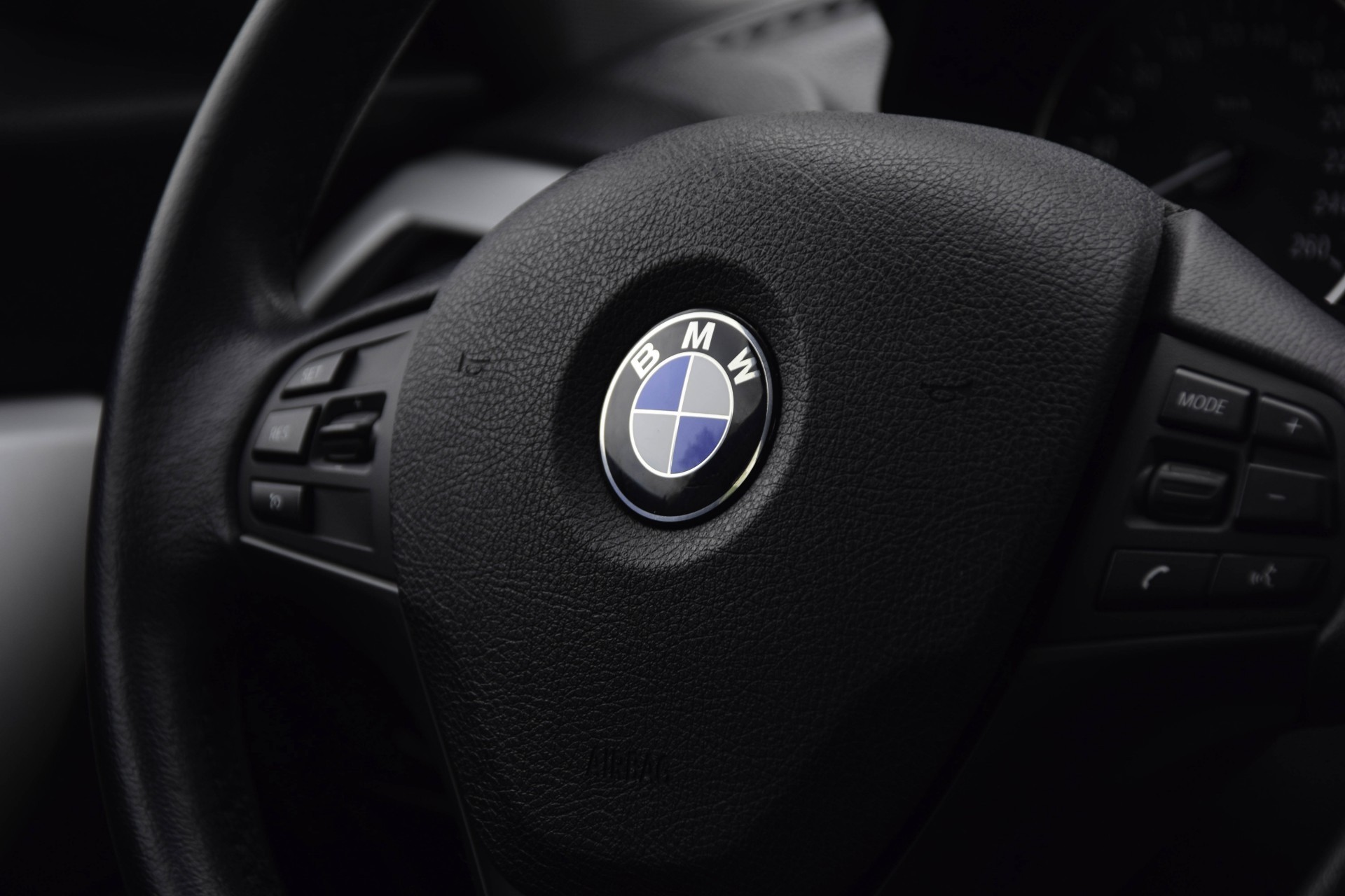 BMW 1 Serie 116D BUSINESS 5Drs Xenon/Trekhaak/PDC Foto 8