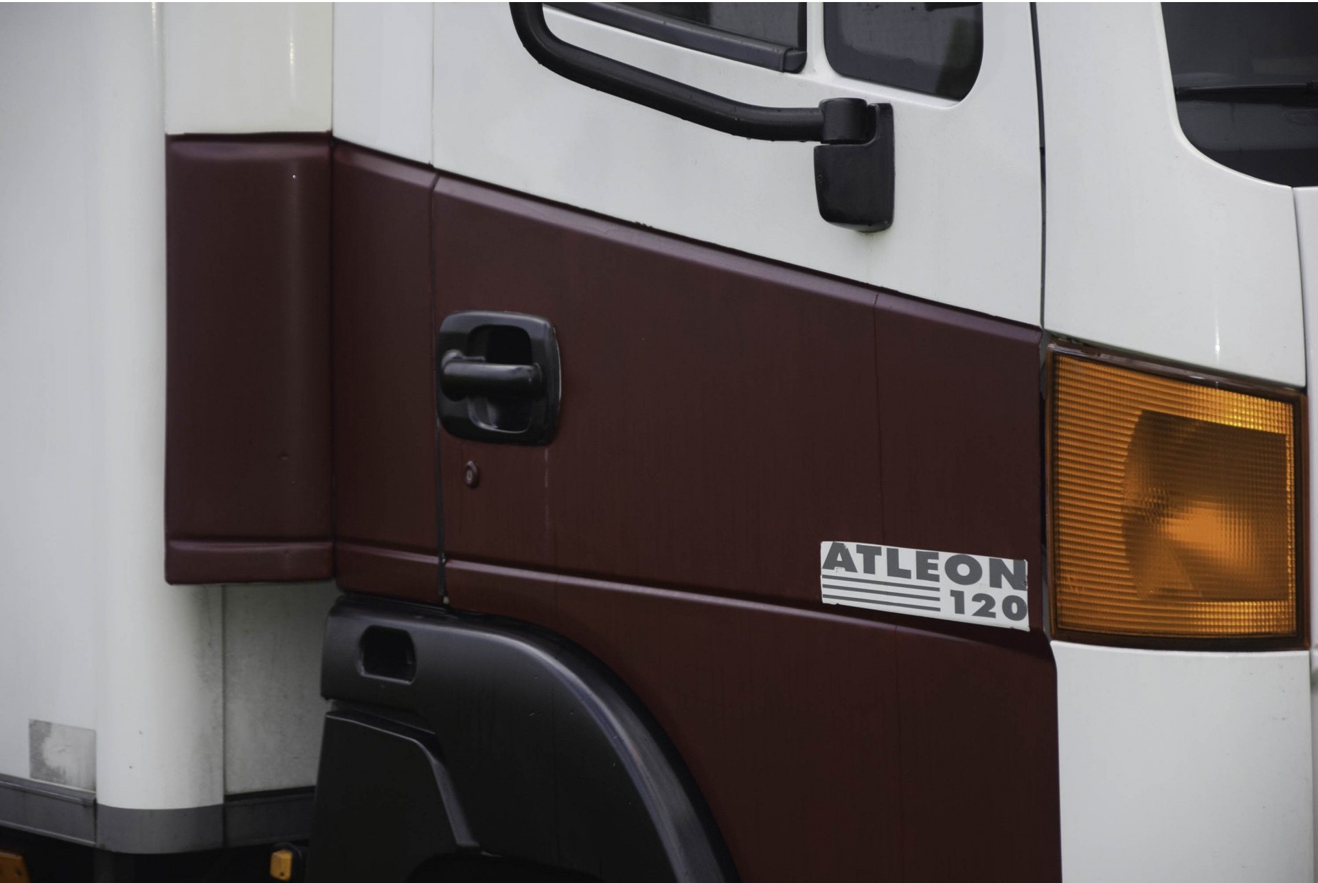 Nissan Atleon 120.35-360 Foto 15