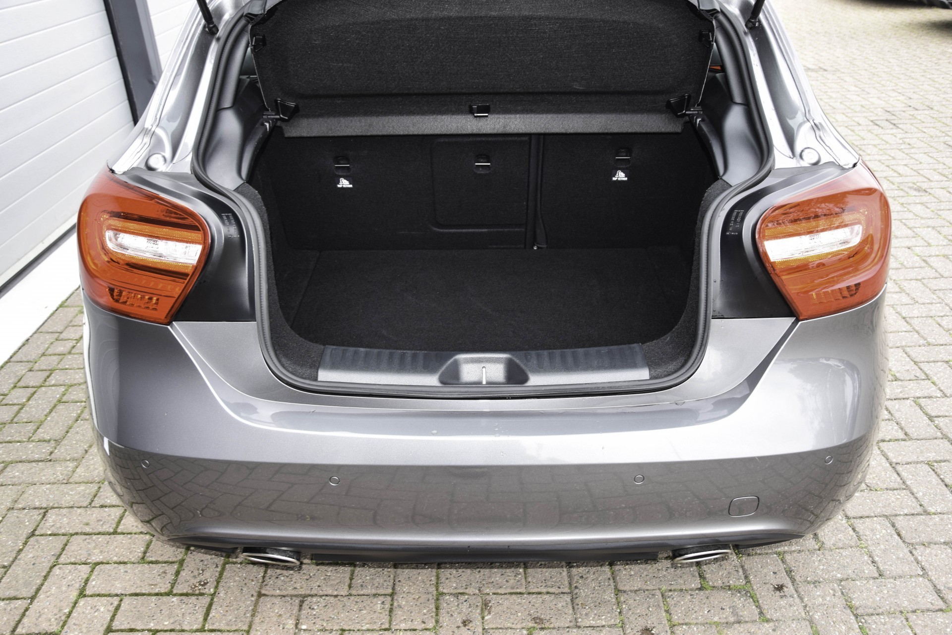 Mercedes-Benz A-Klasse 180 Cdi 20% Urban Nav/Xenon/St-verw/17"LM Aut7 Foto 17