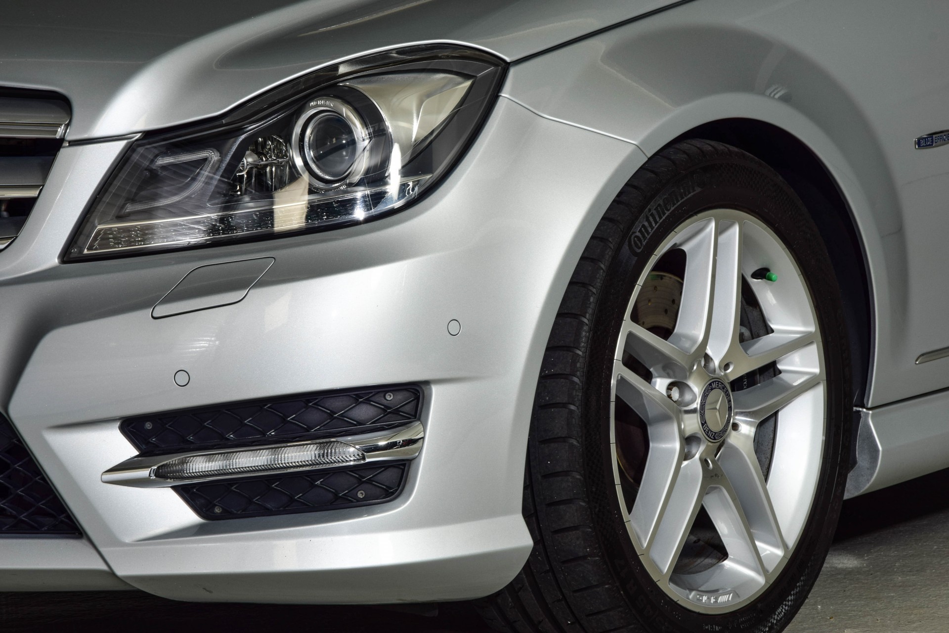 Mercedes-Benz C-Klasse 350 Avantgarde AMG Panorama/Harman-Kardon/Comand Aut7 Foto 18