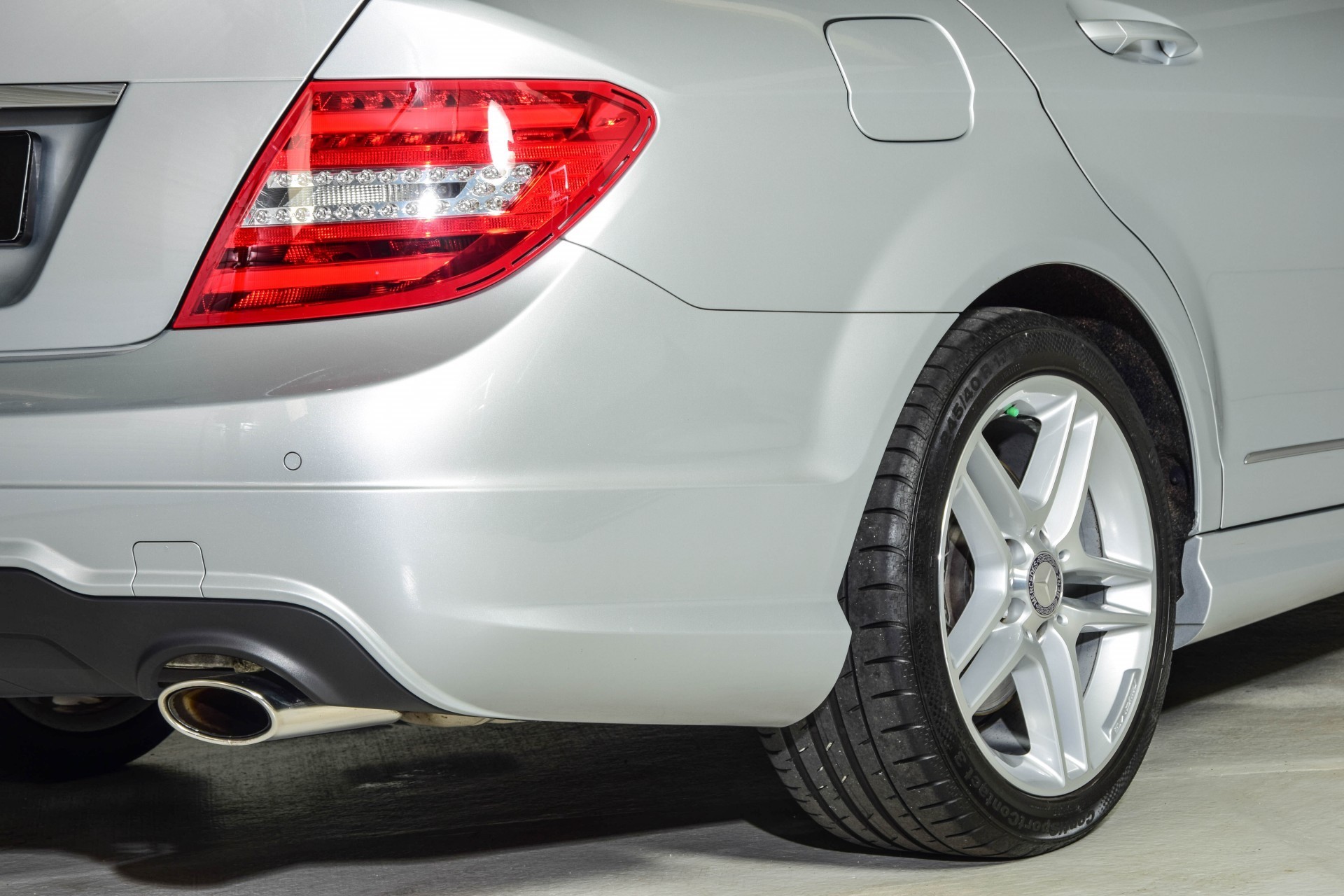 Mercedes-Benz C-Klasse 350 Avantgarde AMG Panorama/Harman-Kardon/Comand Aut7 Foto 21