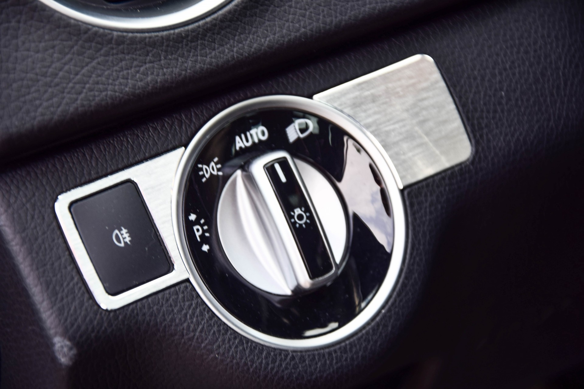 Mercedes-Benz C-Klasse 350 Avantgarde AMG Panorama/Harman-Kardon/Comand Aut7 Foto 8