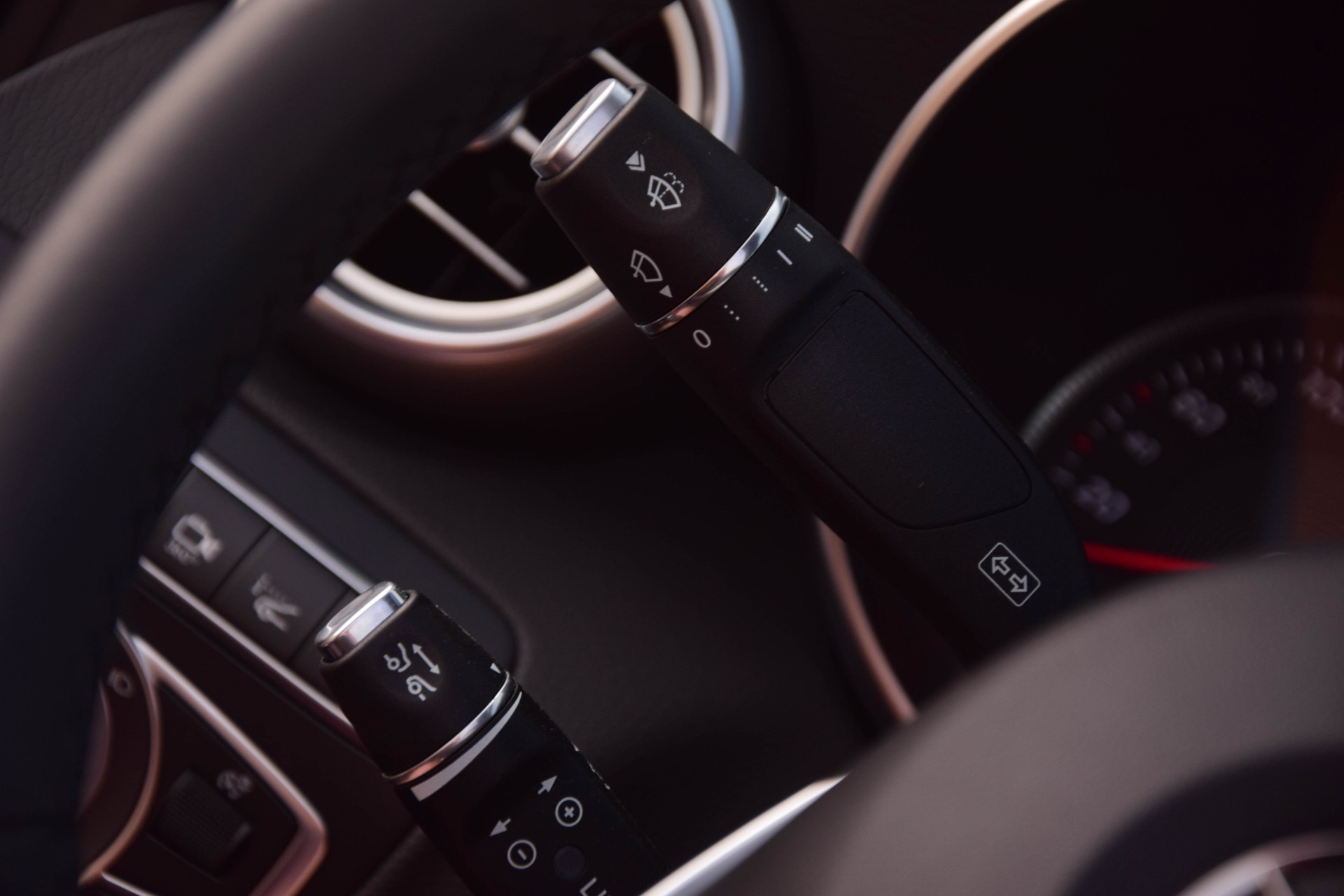 Mercedes-Benz C-Klasse 300 Cabriolet Designo Distronic/Com/Luchtvering/HUD/Burmester Aut9 Foto 13