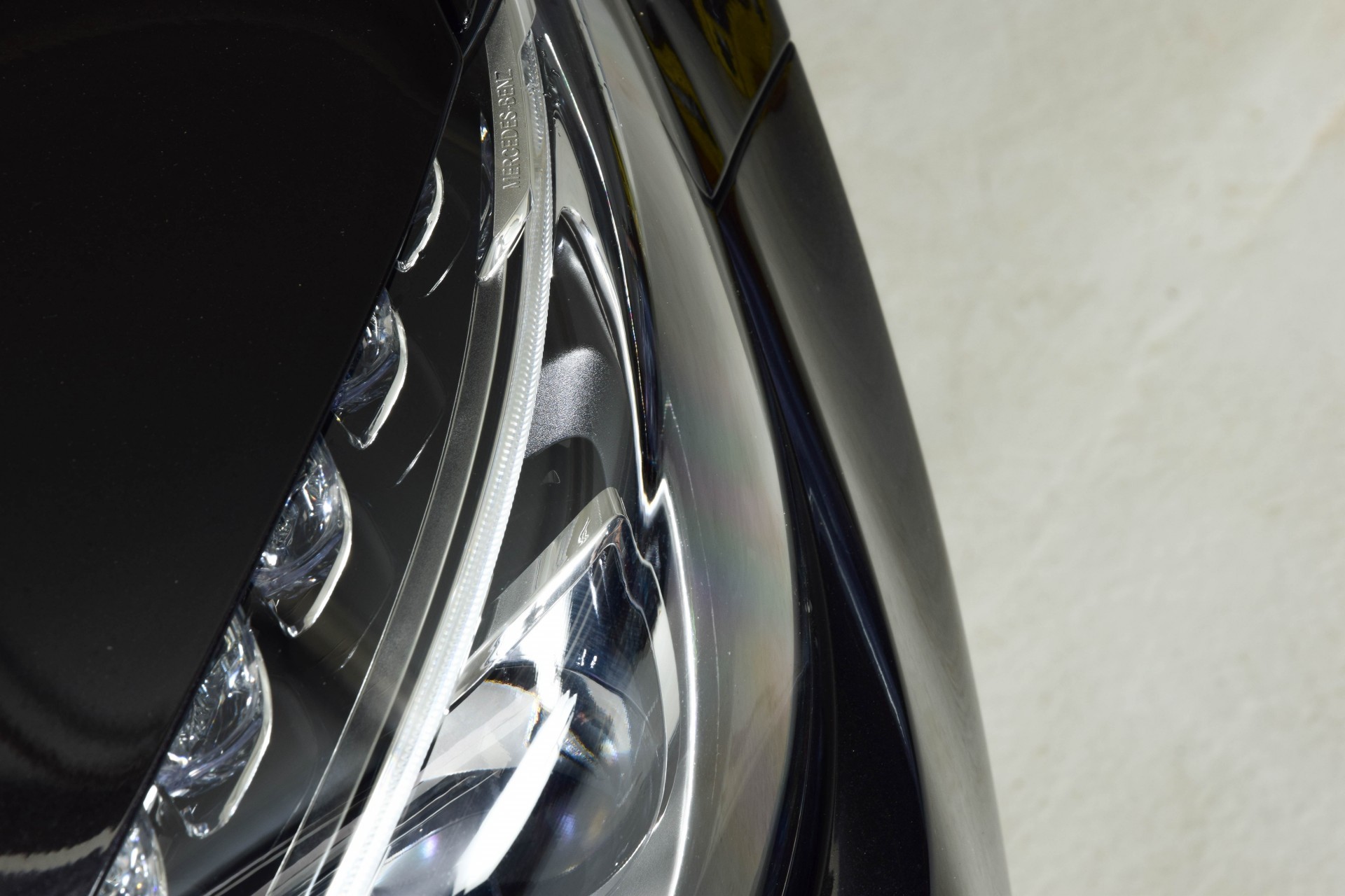 Mercedes-Benz C-Klasse 300 Cabriolet Designo Distronic/Com/Luchtvering/HUD/Burmester Aut9 Foto 21