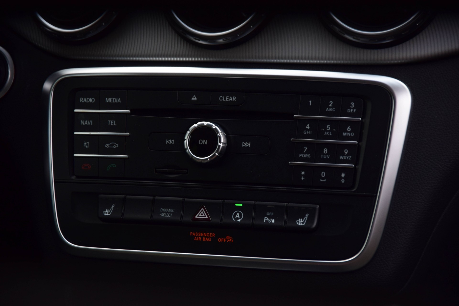 Mercedes-Benz GLA-Klasse 180 Urban Night pakket/Nav/Xenon/Mem/Camera Aut7 Foto 13