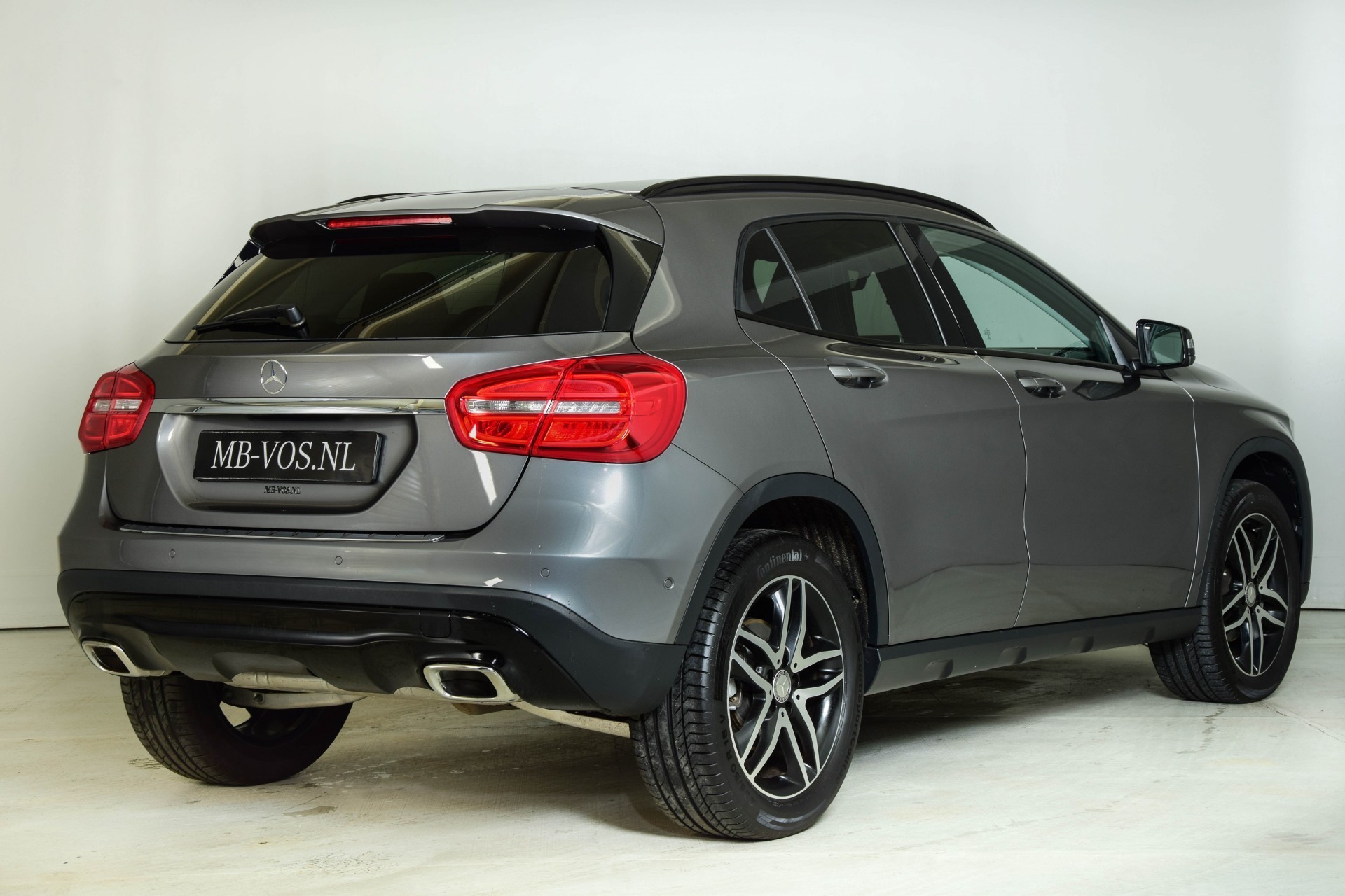 Mercedes-Benz GLA-Klasse 180 Urban Night pakket/Nav/Xenon/Mem/Camera Aut7 Foto 2