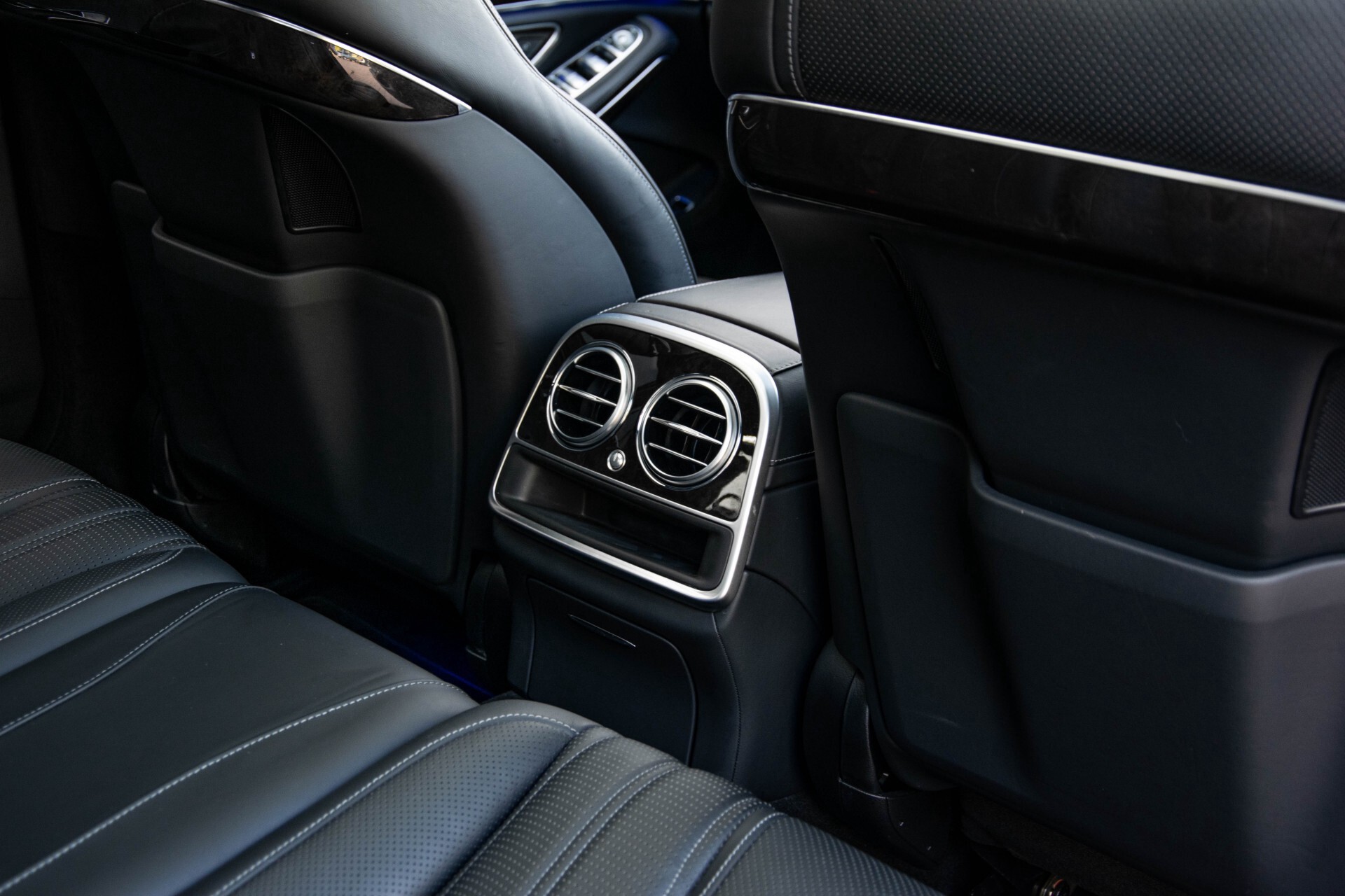 Mercedes-Benz S-Klasse 63 AMG Exclusive/Burmester High-End/Driverspack Aut7 Foto 57