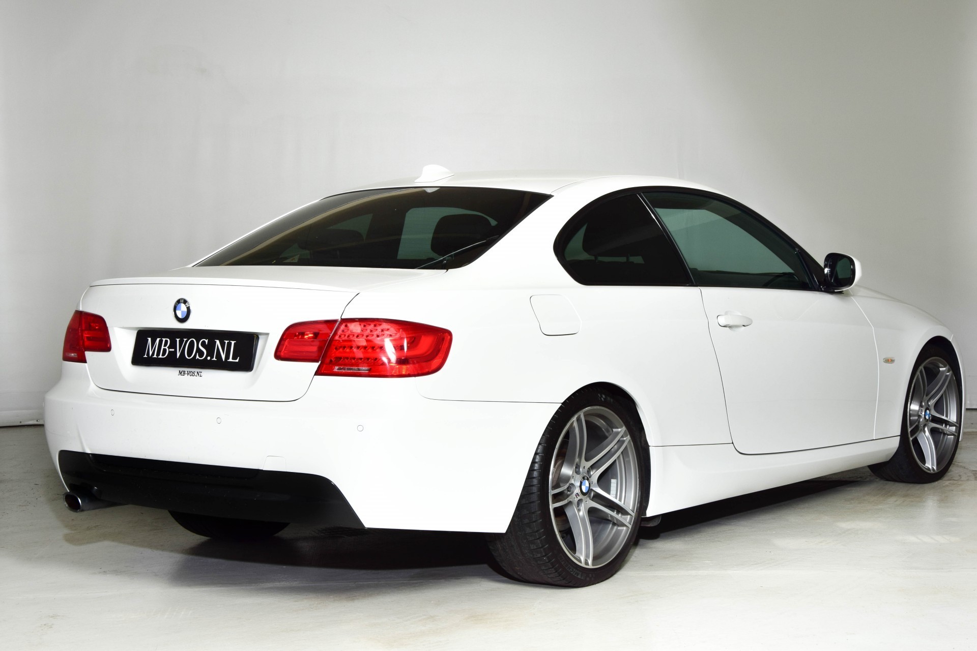 BMW 3 Serie Coupe 320I M-Pakket/Harman-Kardon/Shadow/Xenon/Nav Prof Aut6 Foto 2