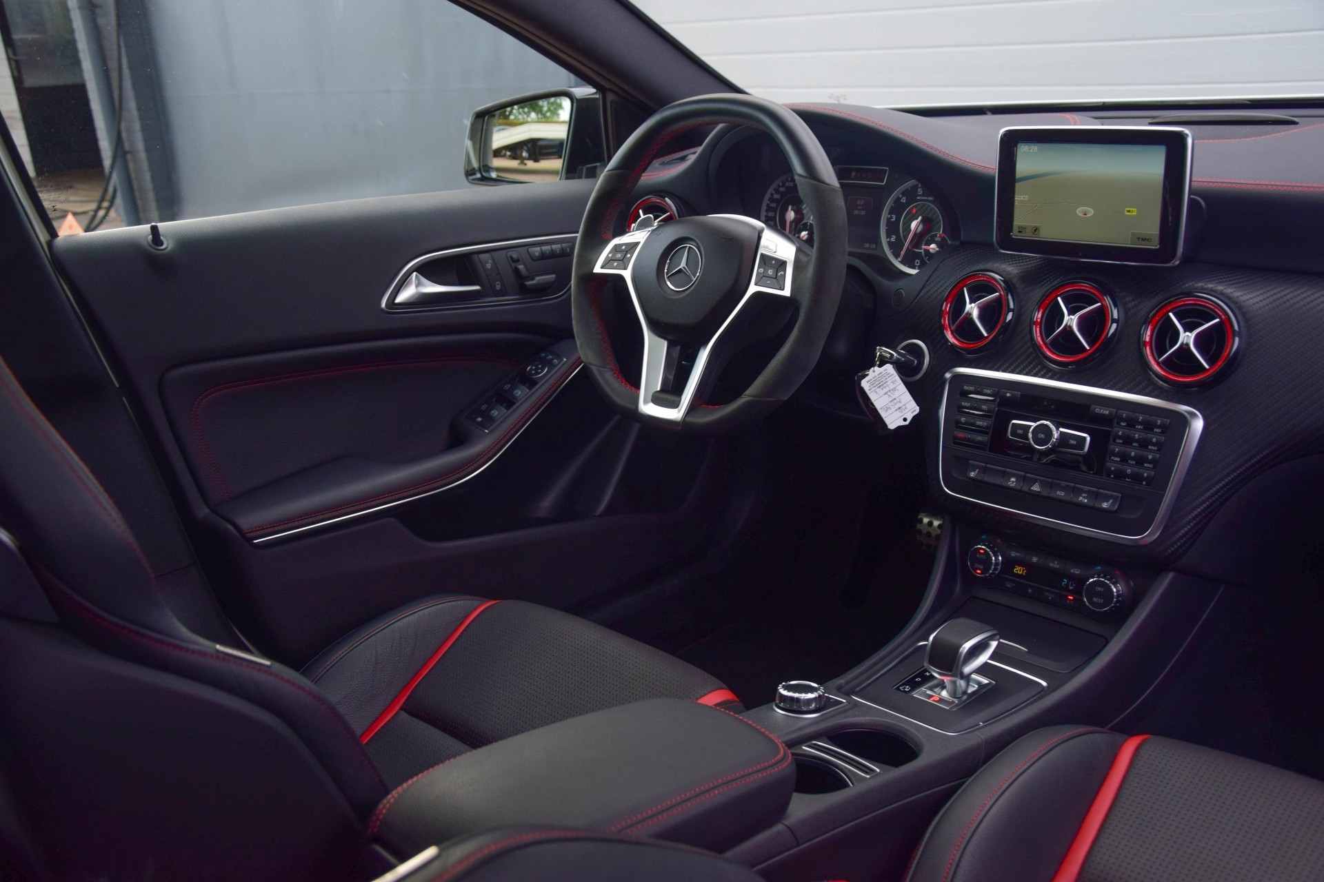 Mercedes-Benz A-Klasse 45 AMG 4MATIC Night Aerodynamica/Performancestoelen/Panorama/Mem/Nappa/ILS Aut7 Foto 6