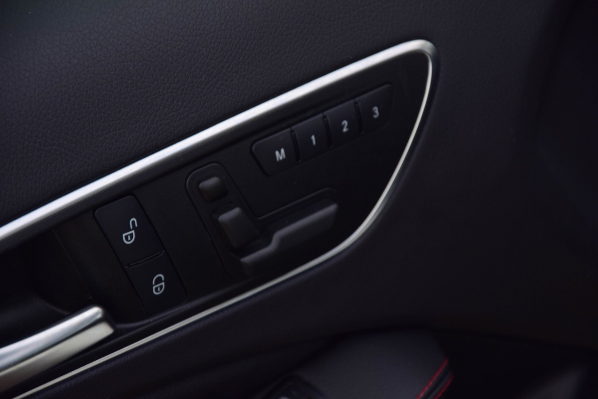 Mercedes-Benz A-Klasse 45 AMG 4MATIC Night Aerodynamica/Performancestoelen/Panorama/Mem/Nappa/ILS Aut7 Foto 8