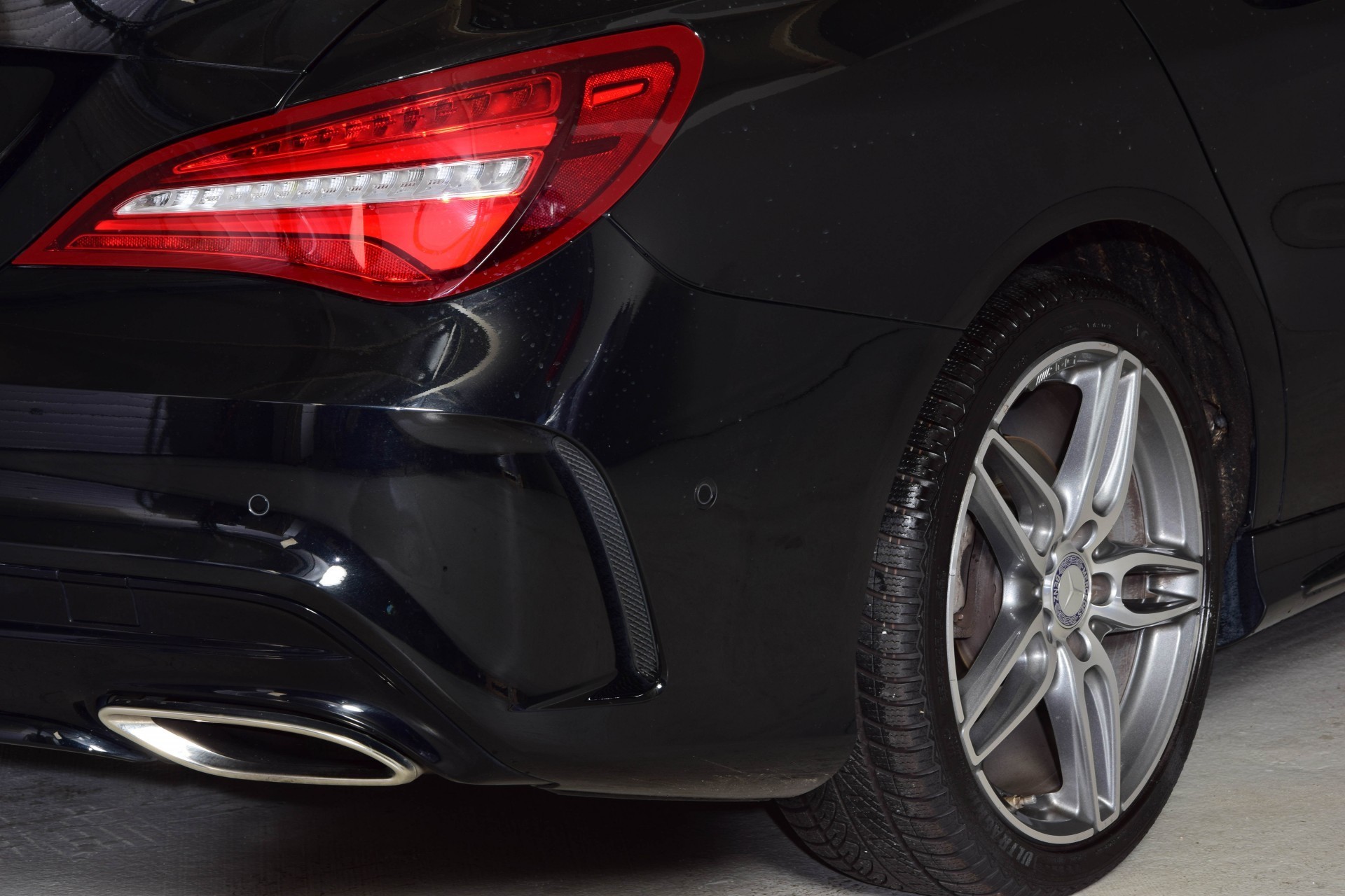 Mercedes-Benz CLA-Klasse 180 AMG LED/Nav/Park/St-verw Aut7 Foto 7