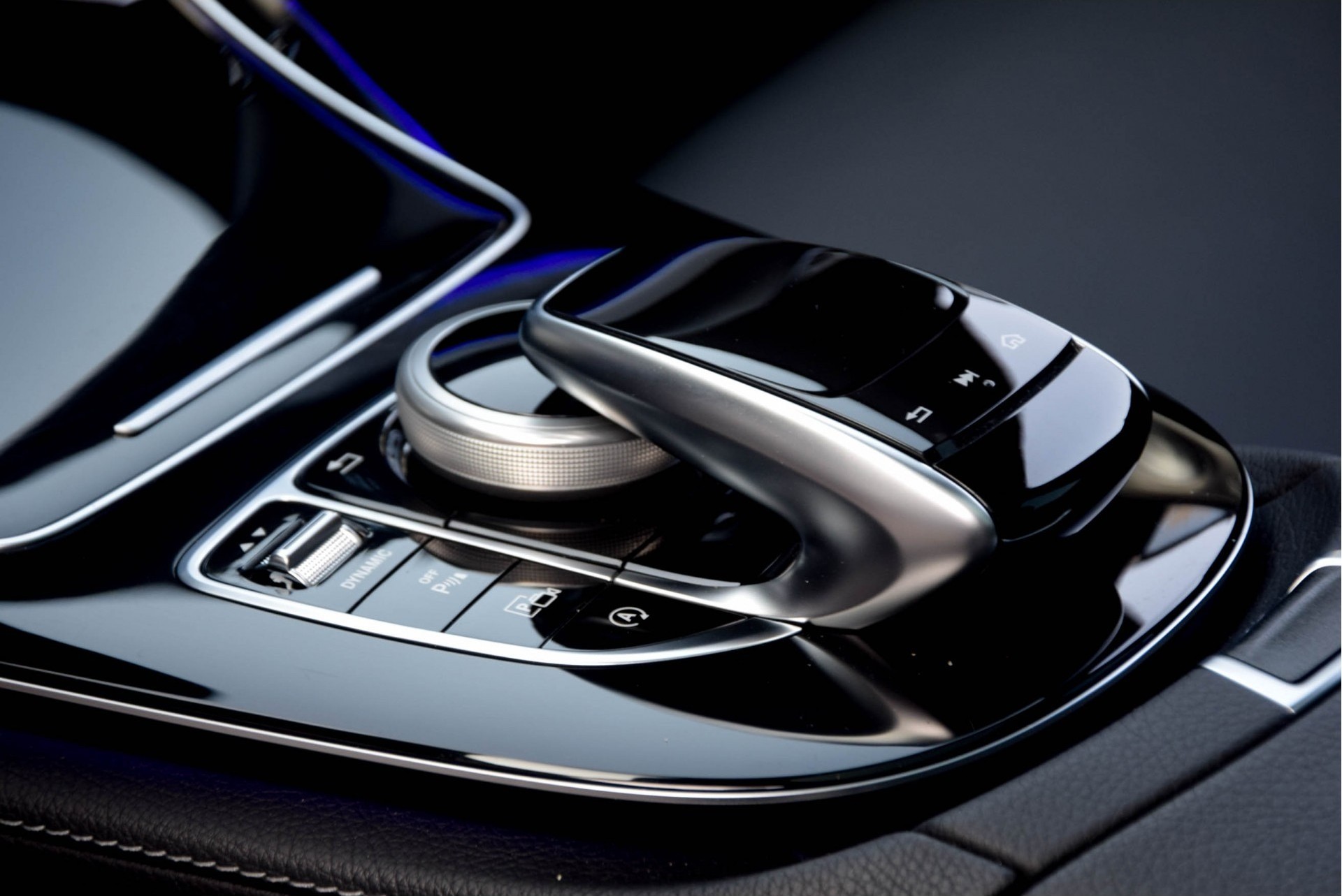 Mercedes-Benz E-Klasse Estate 220 d AMG Distronic/Panorama/Mem/Nappa/Burmester/Keyless Aut9 Foto 12