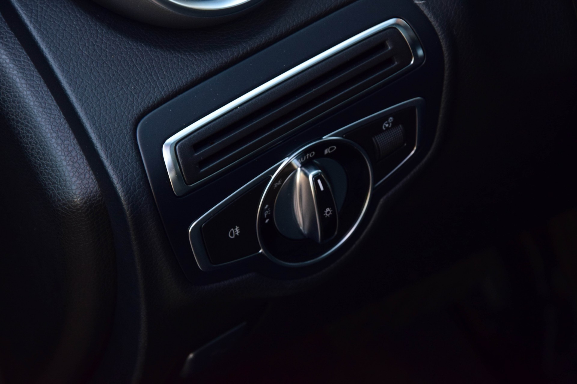 Mercedes-Benz GLC-Klasse 220 D 4MATIC ILS/Panorama/AMG/Wegkl-trkh Aut9 Foto 15