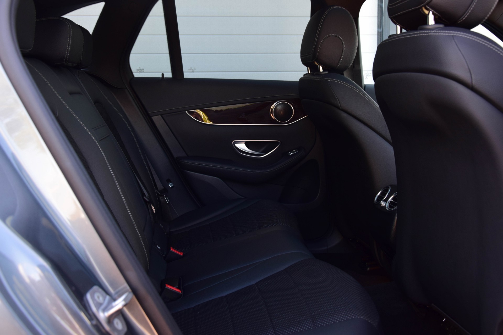 Mercedes-Benz GLC-Klasse 220 D 4MATIC ILS/Panorama/AMG/Wegkl-trkh Aut9 Foto 4