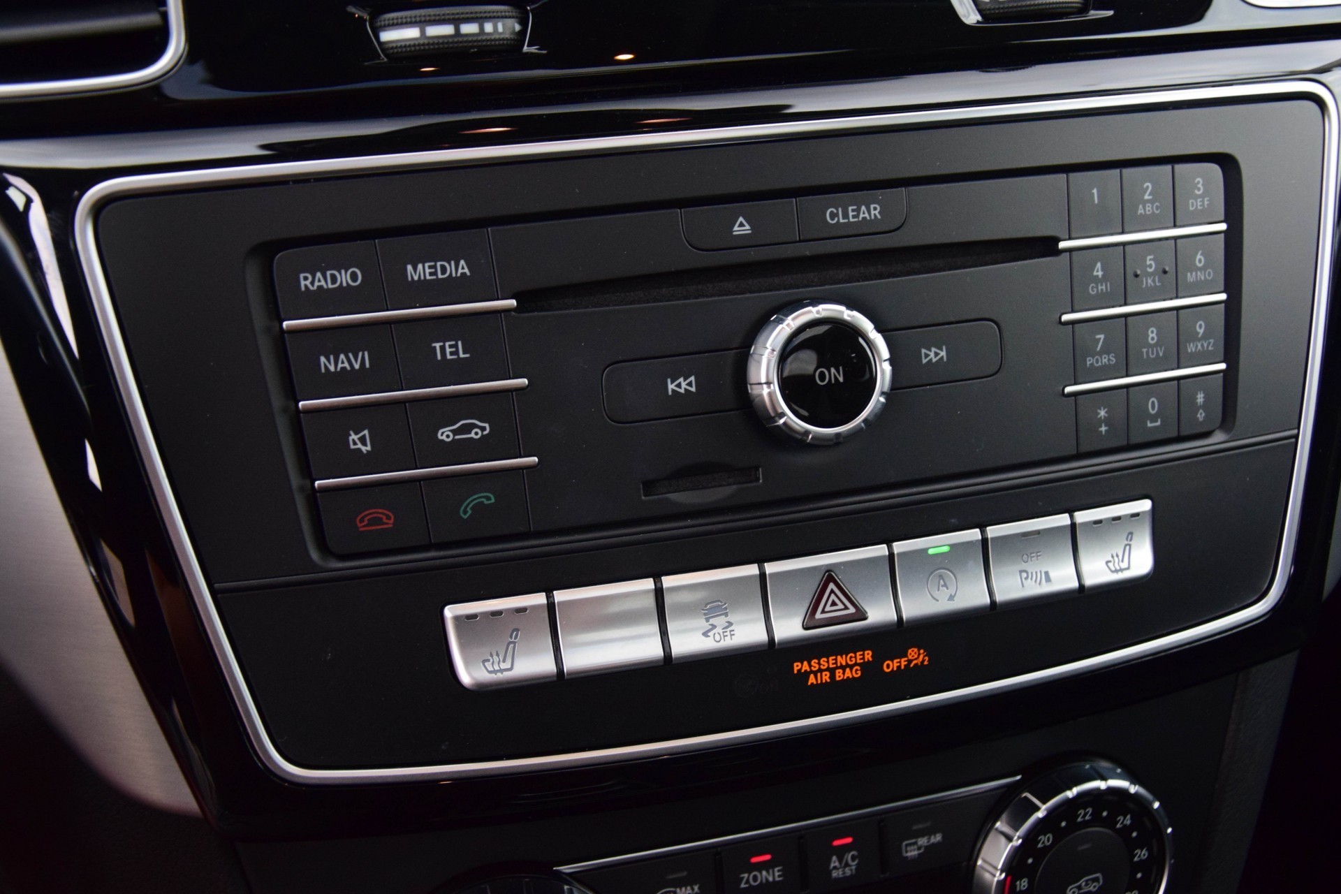 Mercedes-Benz GLE-Klasse 350d 4MATIC AMG Distronic/Panorama/Airmatic/360/ILS Aut9 Foto 14