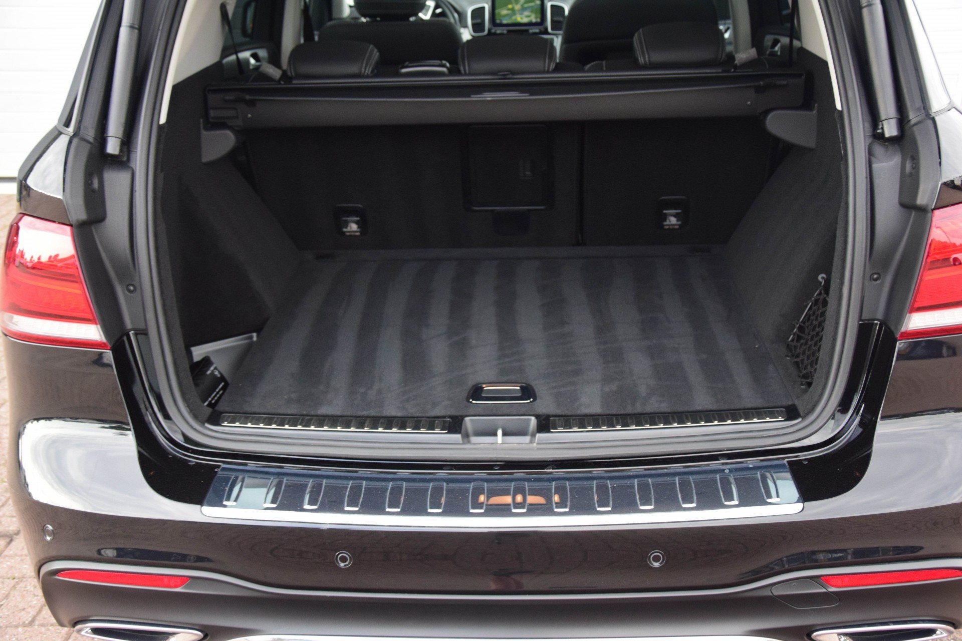 Mercedes-Benz GLE-Klasse 350d 4MATIC AMG Distronic/Panorama/Airmatic/360/ILS Aut9 Foto 19