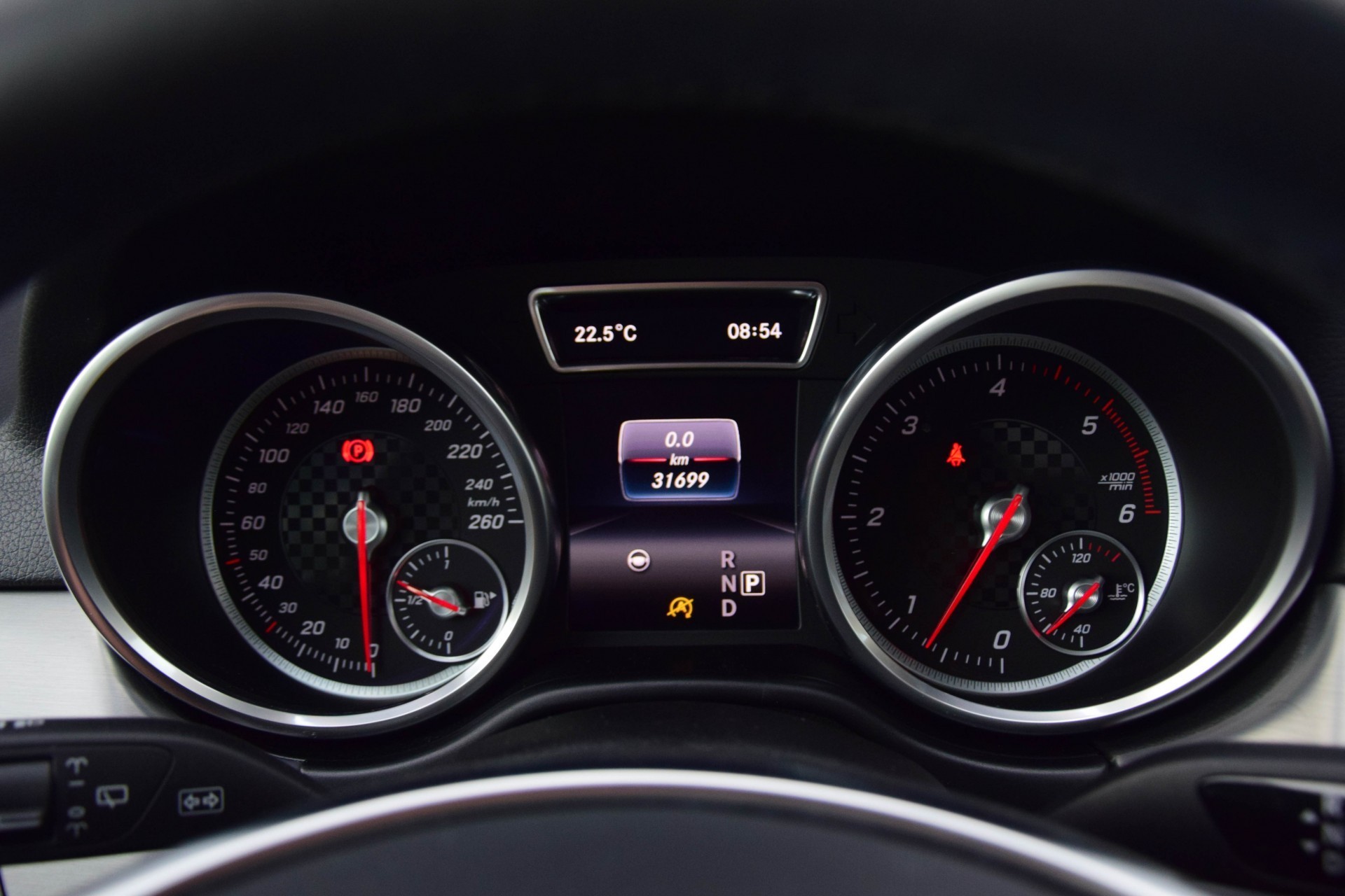 Mercedes-Benz GLE-Klasse 350d 4MATIC AMG Distronic/Panorama/Airmatic/360/ILS Aut9 Foto 7