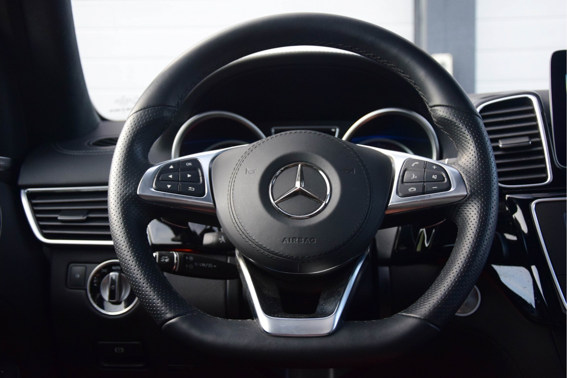 Mercedes-Benz GLS-Klasse 350d 4-MATIC AMG Night Distronic/ILS/Standkachel/Panorama/Keyless/360 Aut9 Foto 23