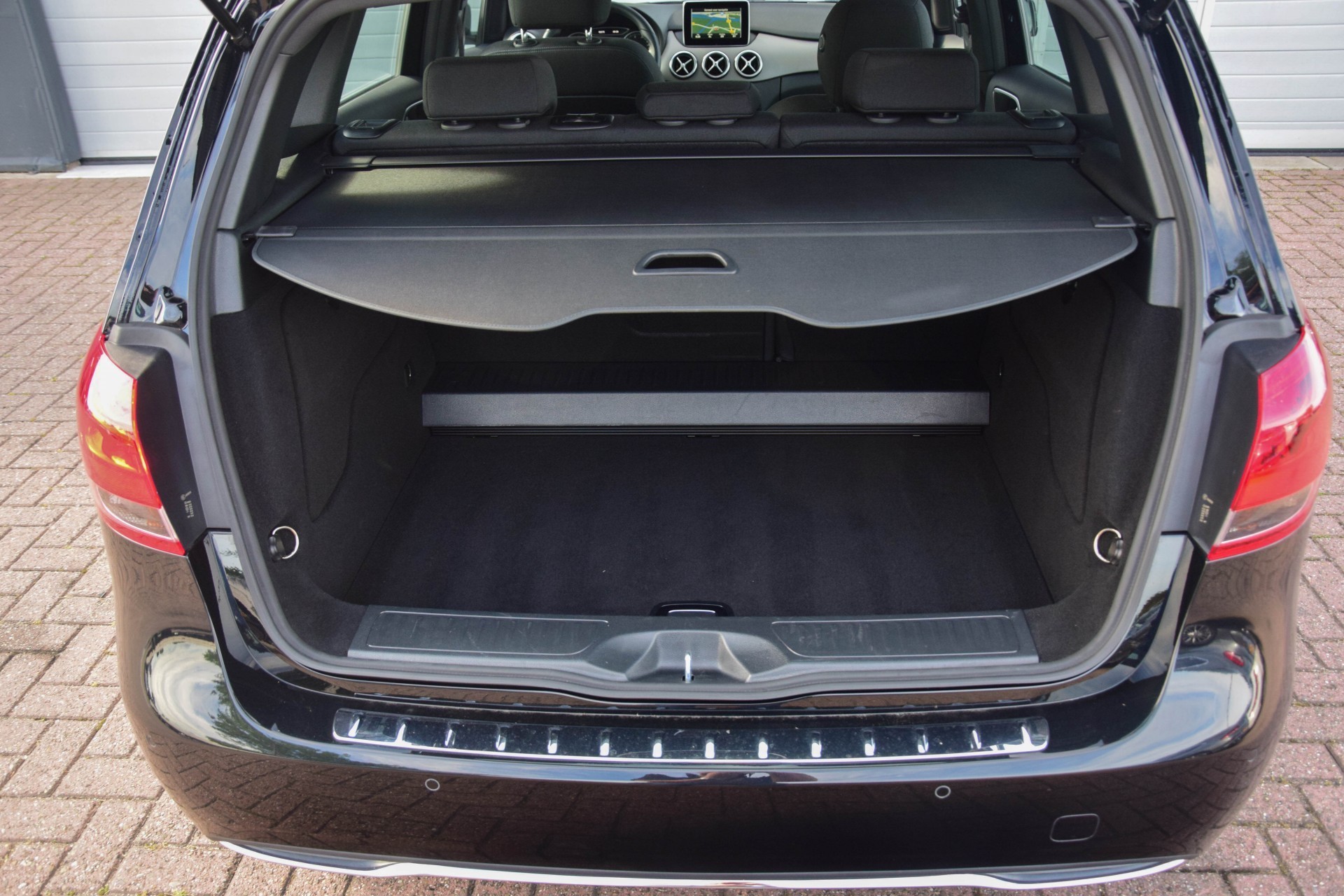 Mercedes-Benz B-Klasse 180 Style Nav/St-verw/PTS Foto 14