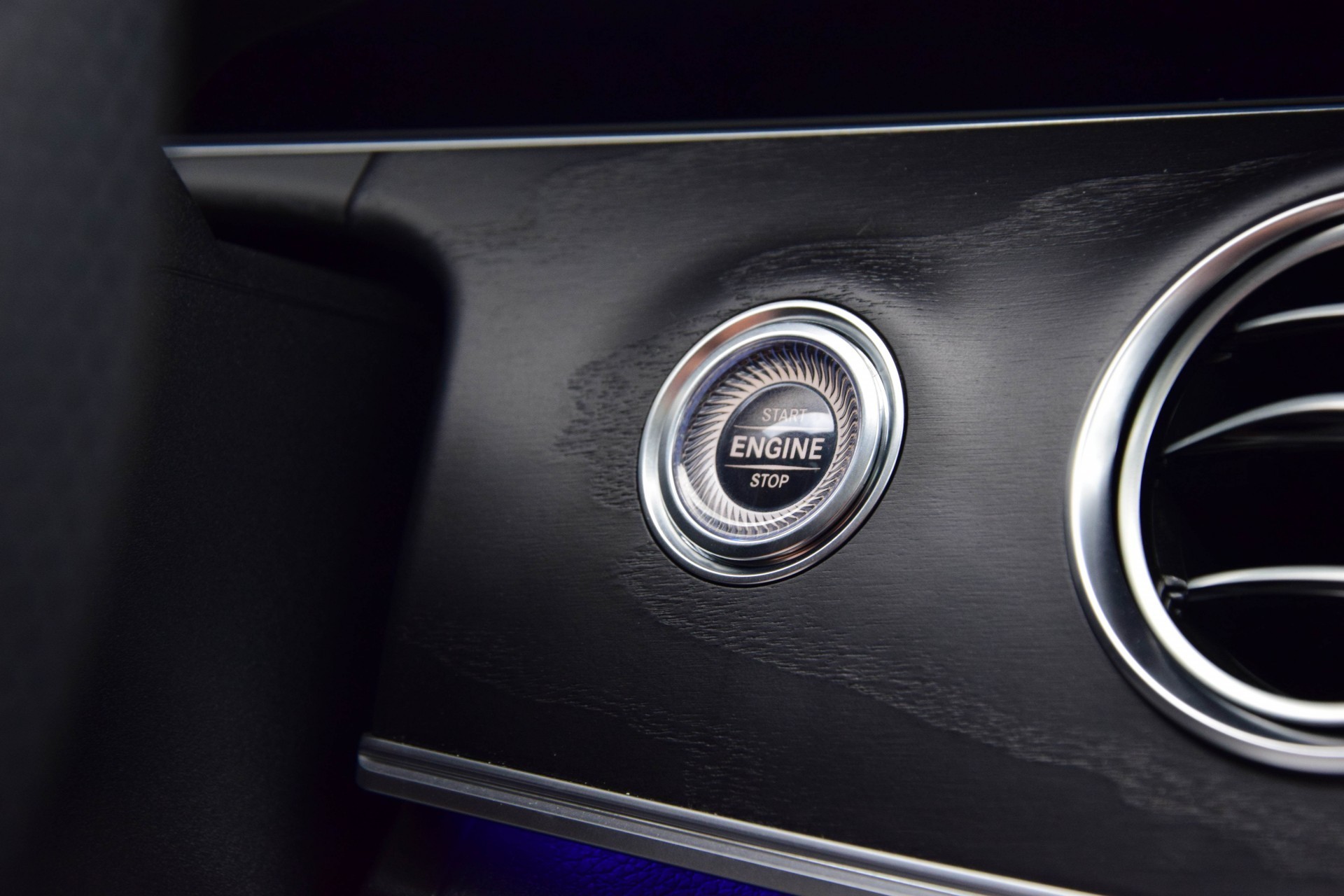 Mercedes-Benz E-Klasse Estate 220 d Avantgarde Widescreen/Com/Schuifdak Aut9 Foto 13