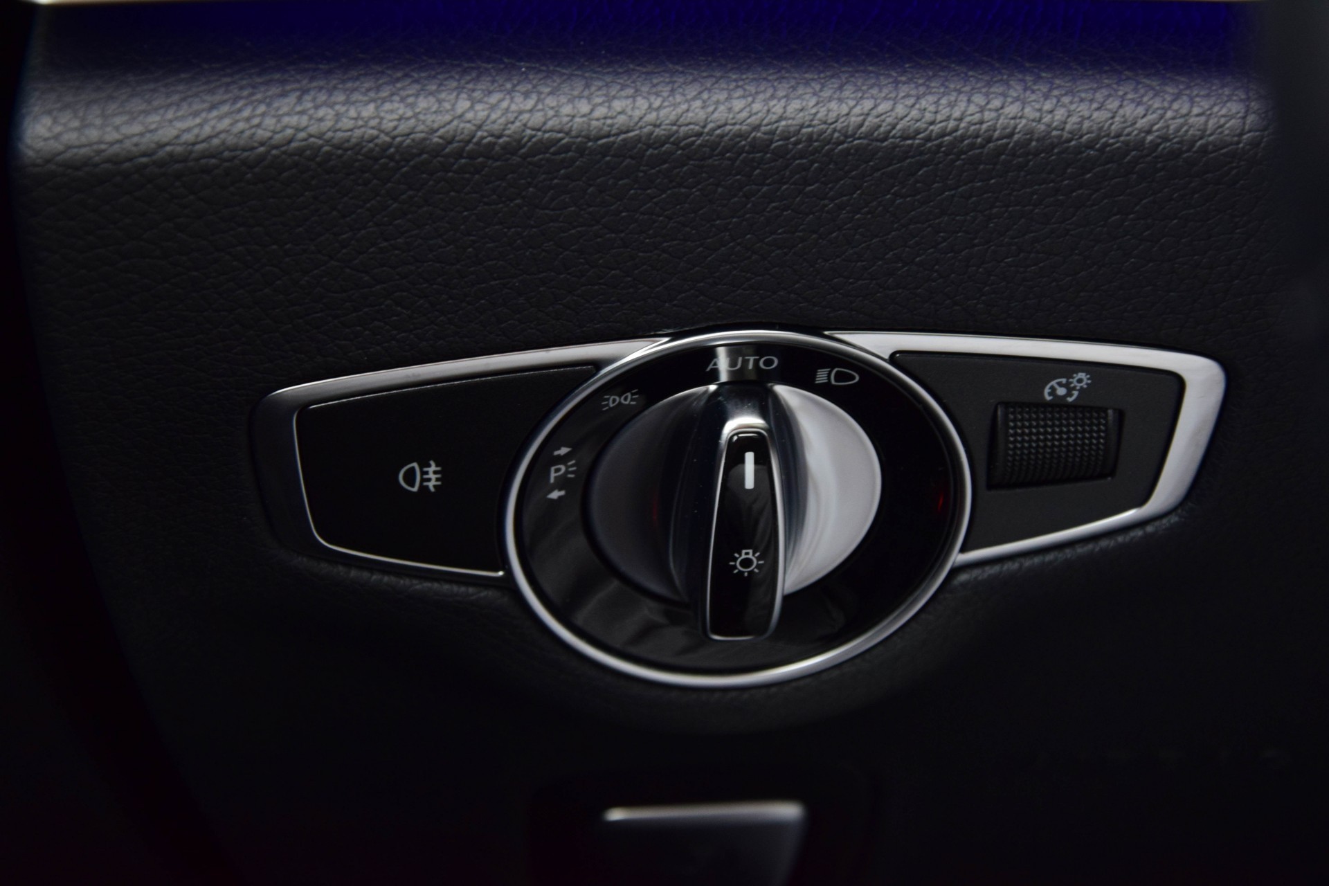 Mercedes-Benz E-Klasse Estate 220 d Avantgarde Widescreen/Com/Schuifdak Aut9 Foto 17