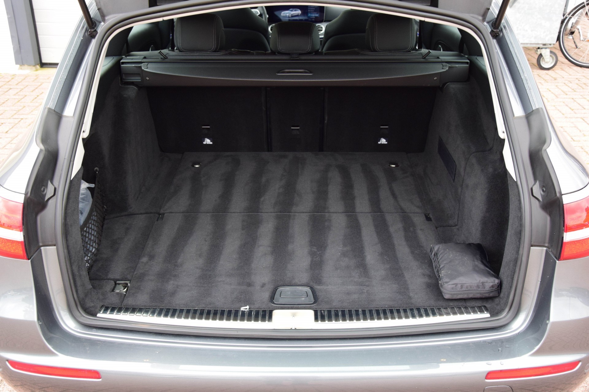 Mercedes-Benz E-Klasse Estate 220 d Avantgarde Widescreen/Com/Schuifdak Aut9 Foto 18