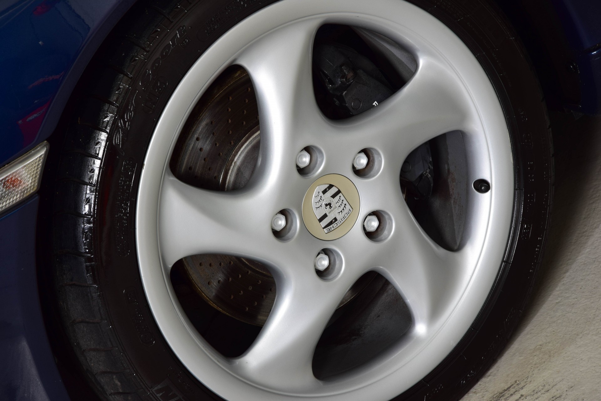 Porsche 911 Cabrio 3.4 CARRERA Nav/Mem/St-verw/Hardtop Aut5 Foto 17