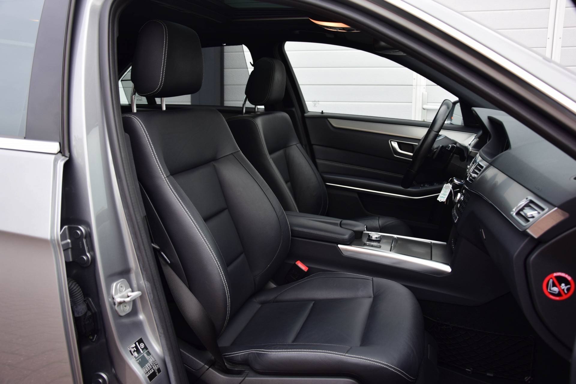 Mercedes-Benz E-Klasse 350 Bluetec AMG Distronic/Schuifdak/Luchtvering/Mem/360/Sound/TV Aut7 Foto 3