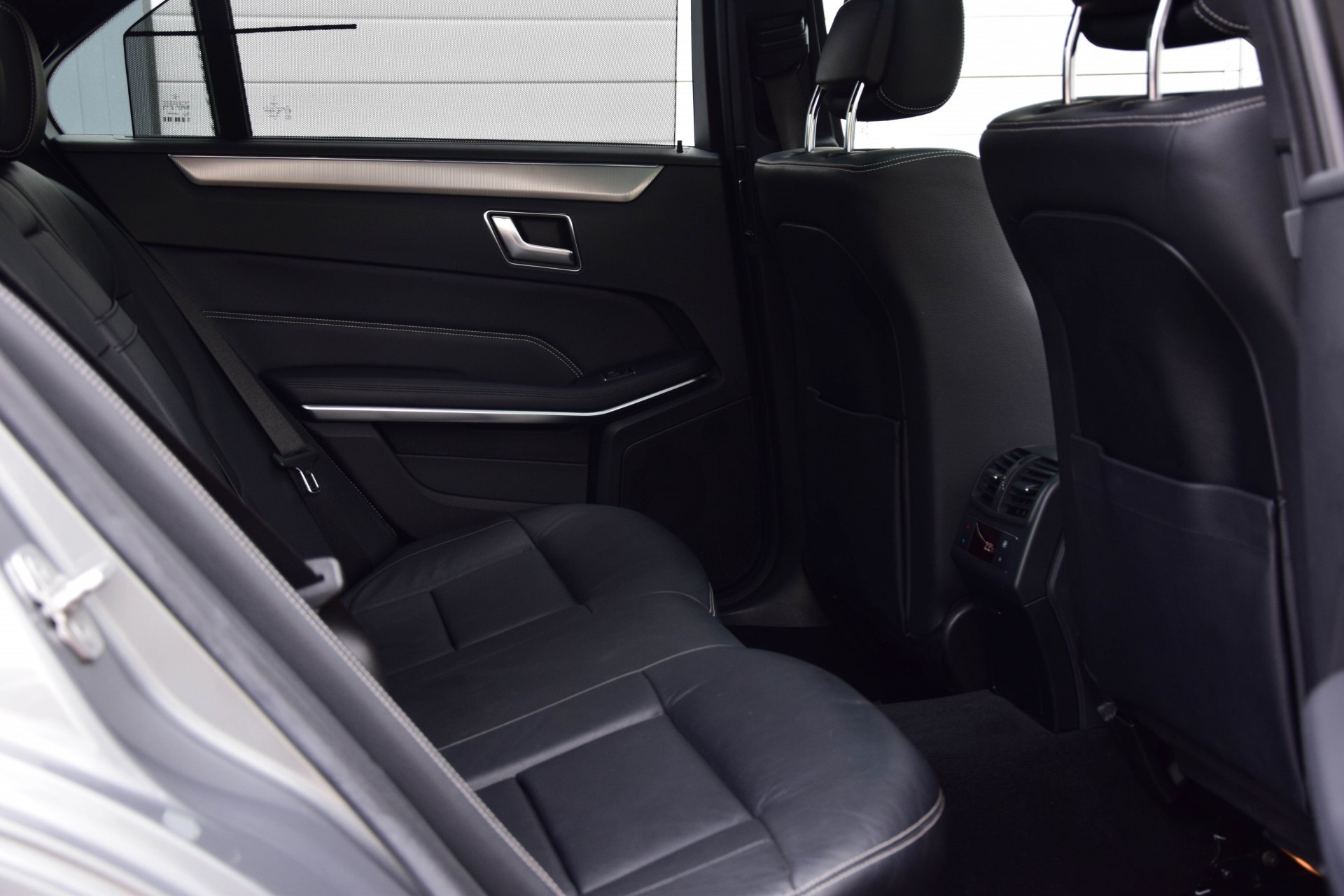 Mercedes-Benz E-Klasse 350 Bluetec AMG Distronic/Schuifdak/Luchtvering/Mem/360/Sound/TV Aut7 Foto 4