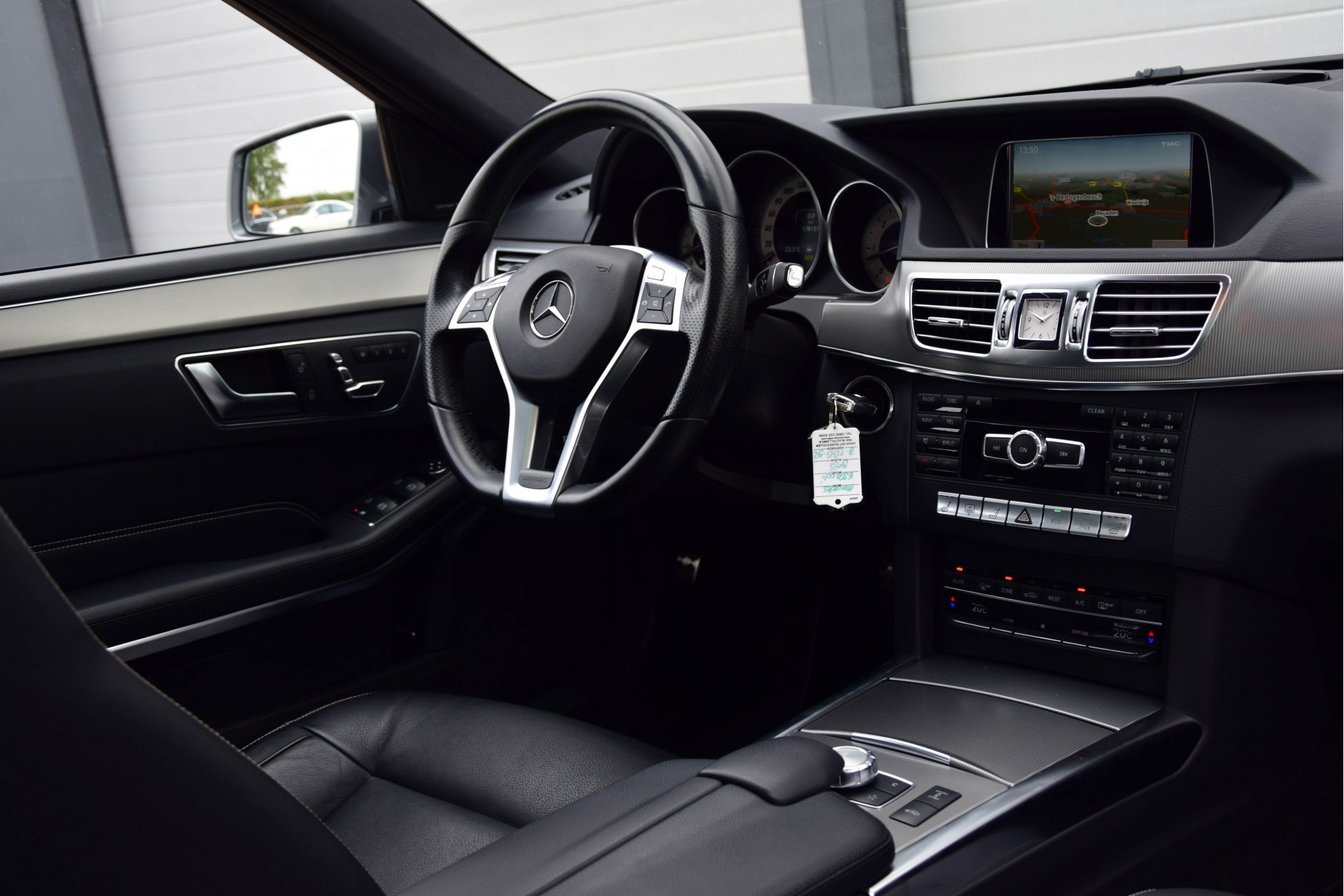 Mercedes-Benz E-Klasse 350 Bluetec AMG Distronic/Schuifdak/Luchtvering/Mem/360/Sound/TV Aut7 Foto 6