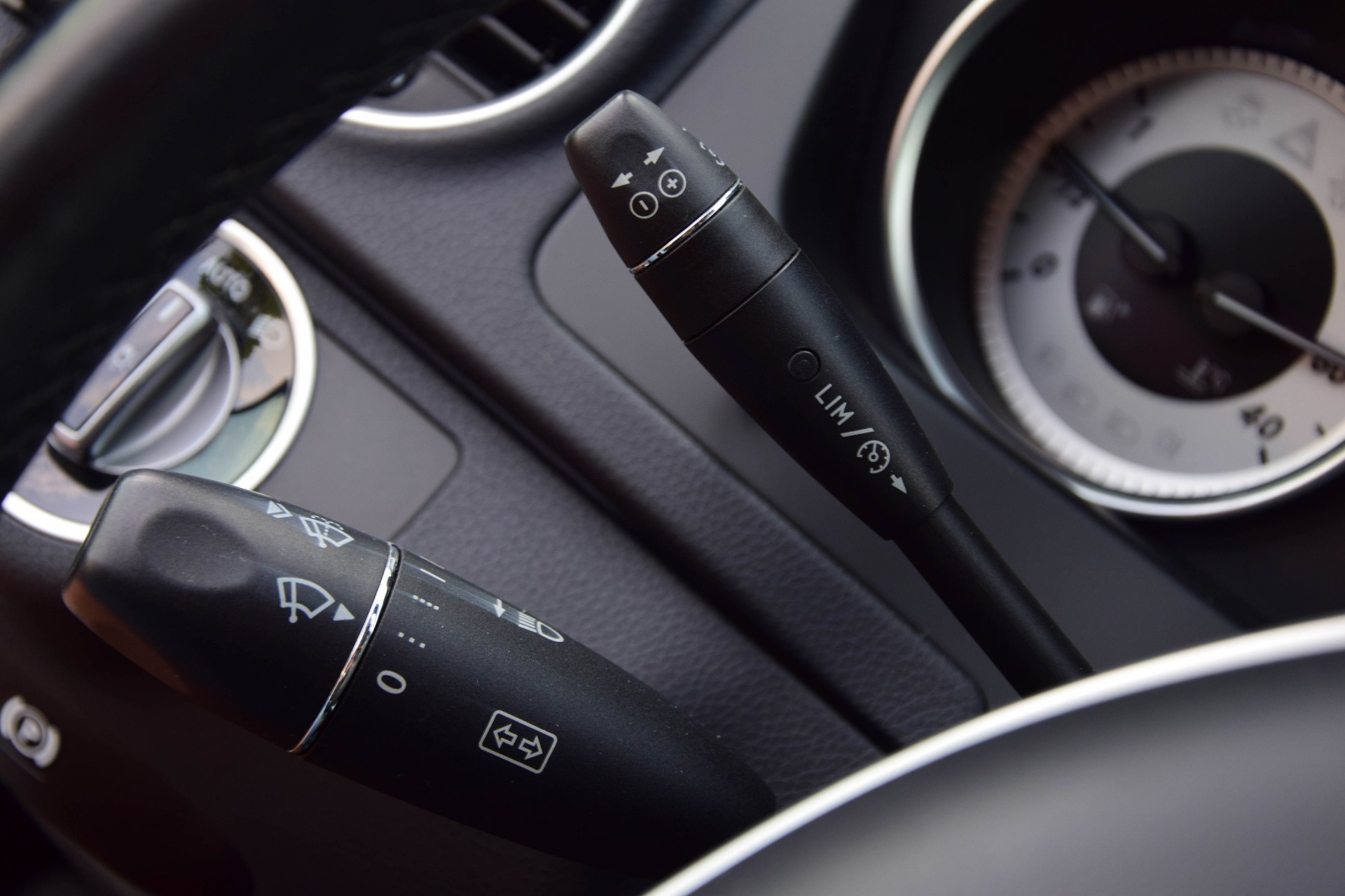 Mercedes-Benz C-Klasse 180 Avantgarde Com/LED/Camera/Spoortpkkt/Verw-stln/18" Aut7 Foto 10