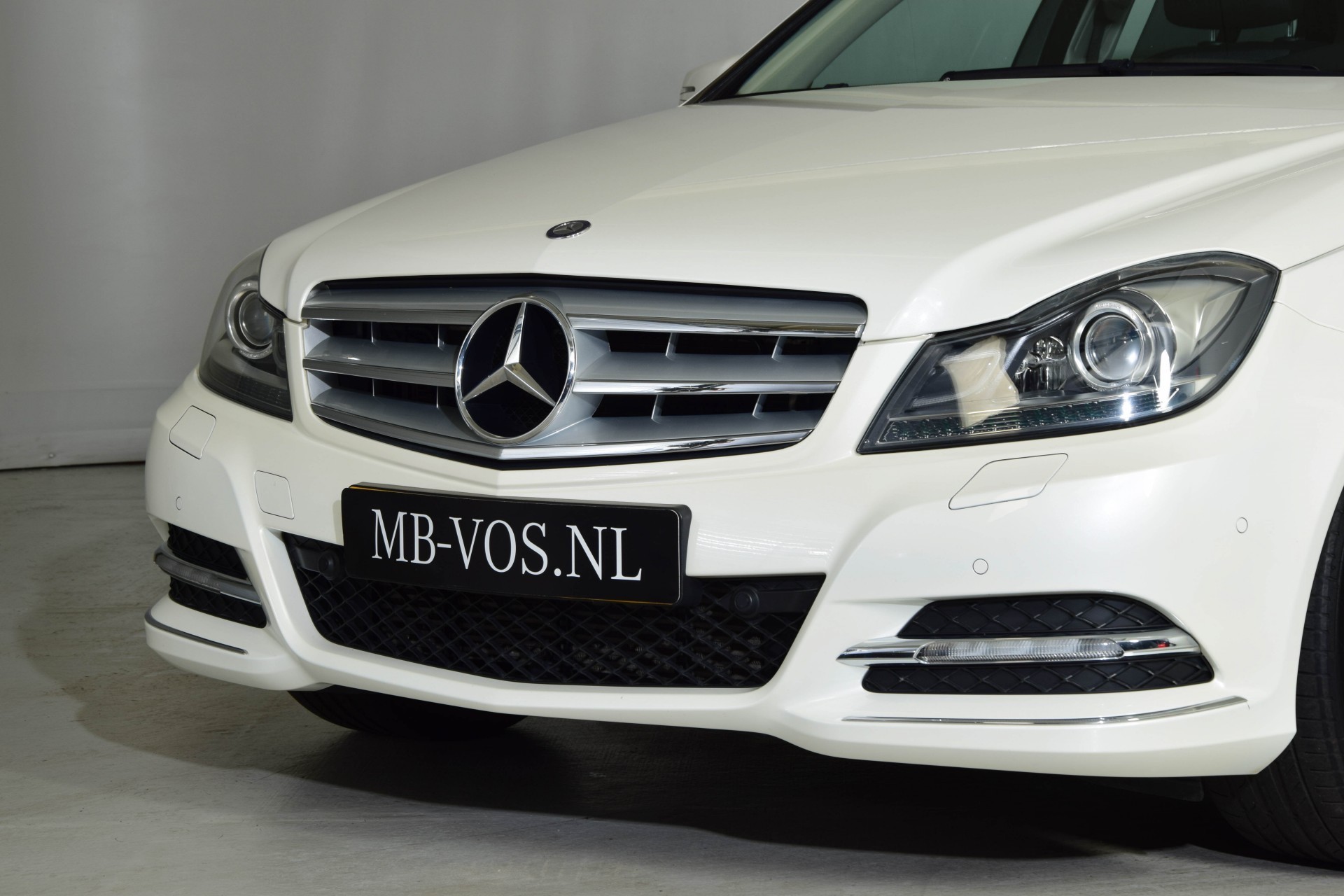Mercedes-Benz C-Klasse 180 Avantgarde Com/LED/Camera/Spoortpkkt/Verw-stln/18" Aut7 Foto 13