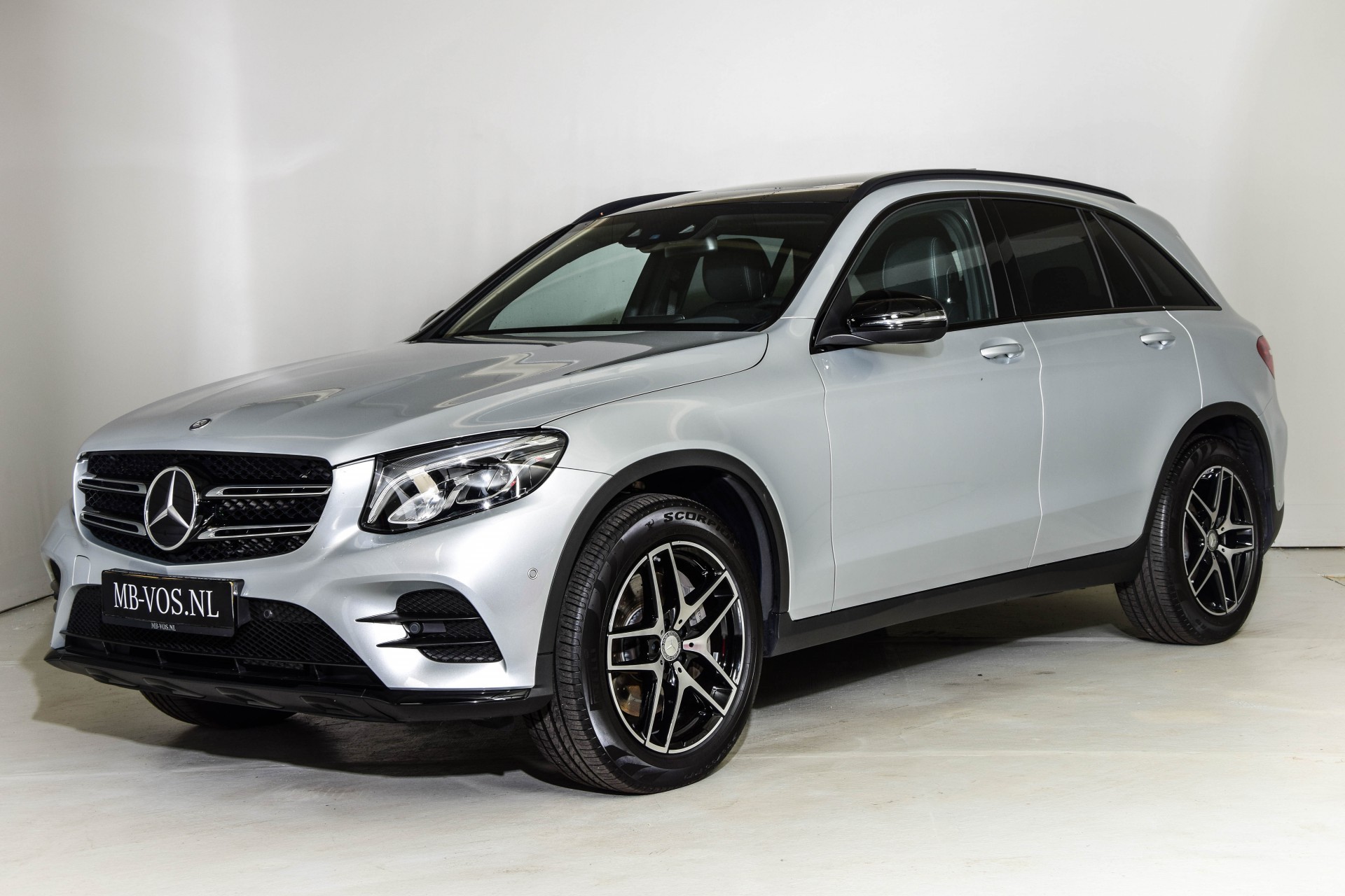 Mercedes-Benz GLC-Klasse 220d 4MATIC AMG Night Distronic/Panorama/Luchtvering/HUD/Burmester Aut9 Foto 1