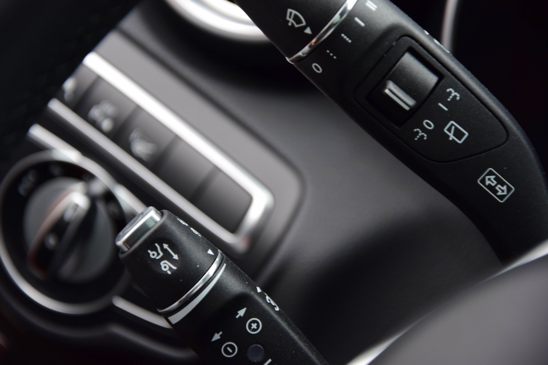 Mercedes-Benz GLC-Klasse 220d 4MATIC AMG Night Distronic/Panorama/Luchtvering/HUD/Burmester Aut9 Foto 10